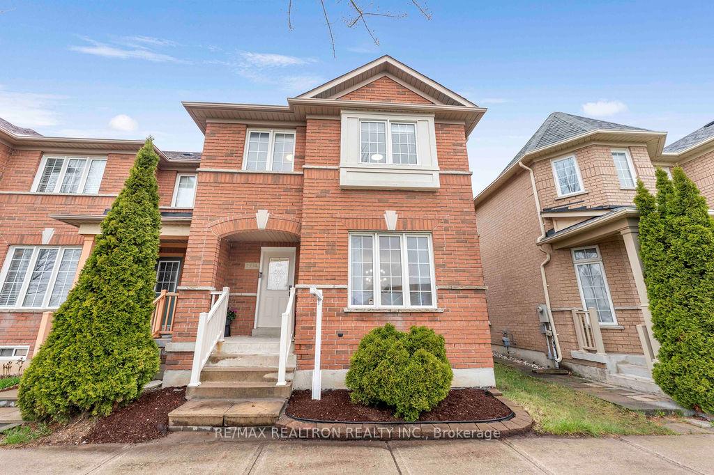 2334 Bur Oak Avenue, Markham, ON L6E 1L6