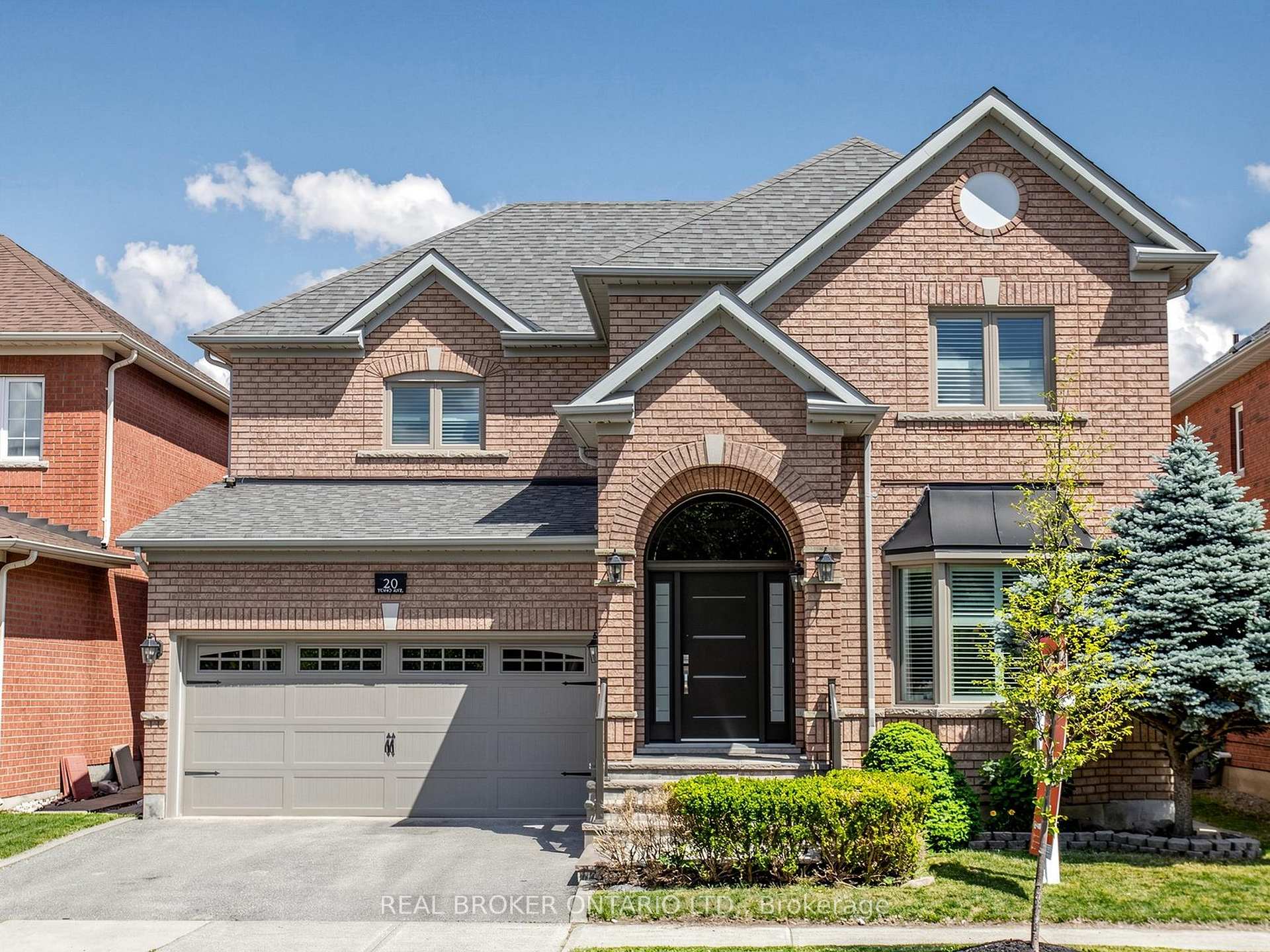 20 Yoho Avenue, Richmond Hill, ON L4S 2J2