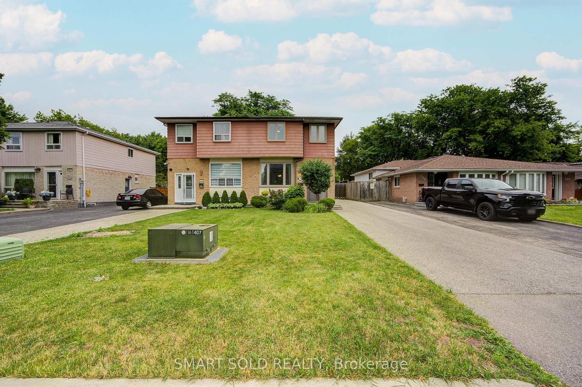 255 Cedar Avenue, Richmond Hill, ON L4C 2B3