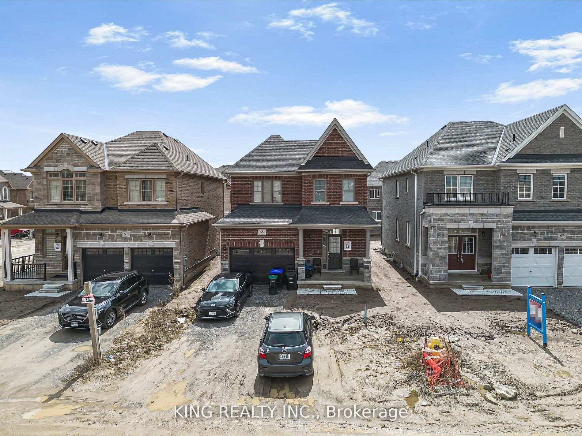 65 English Drive E, New Tecumseth, ON L0G 1A0