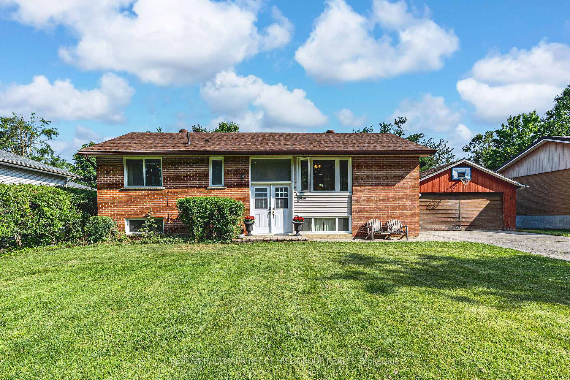 250 Sunnybrae Avenue, Innisfil, ON L9S 1J1
