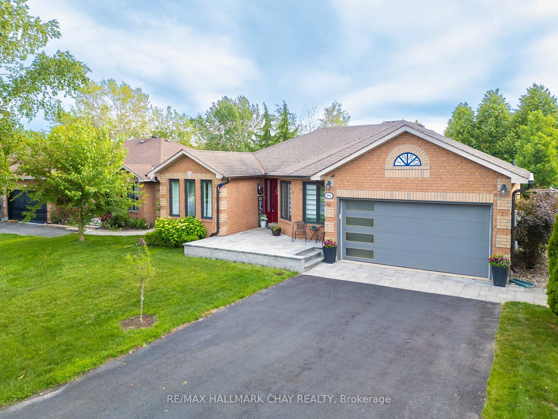 1980 Annecca Street, Innisfil, ON L9S 1W8