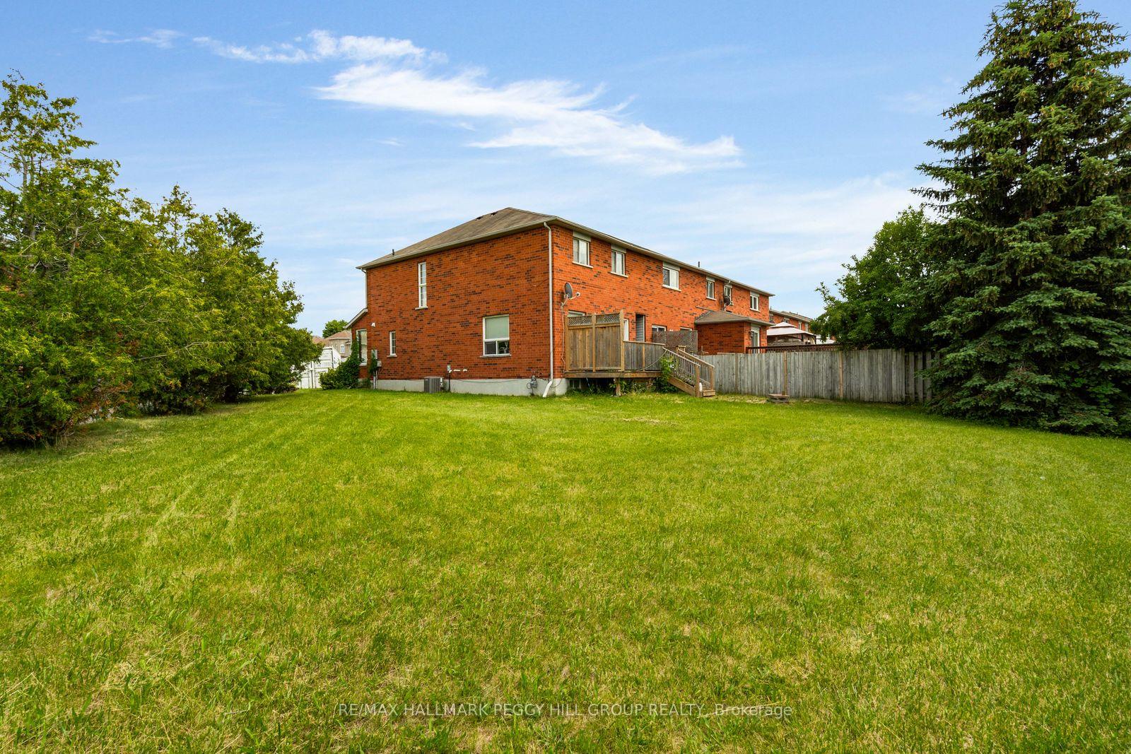 46 Henderson Crescent, New Tecumseth, ON L9R 1Y4