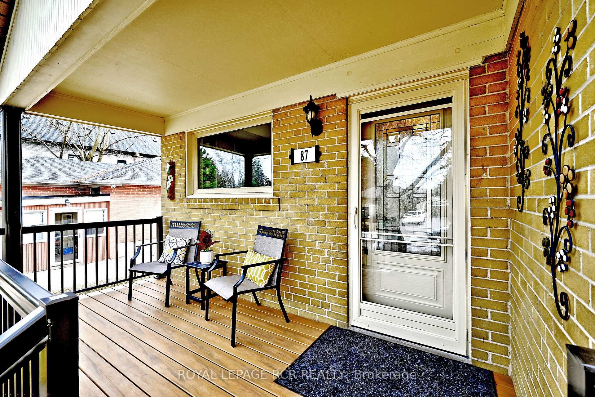 87 Richardson Drive, Aurora, ON L4G 1Z4