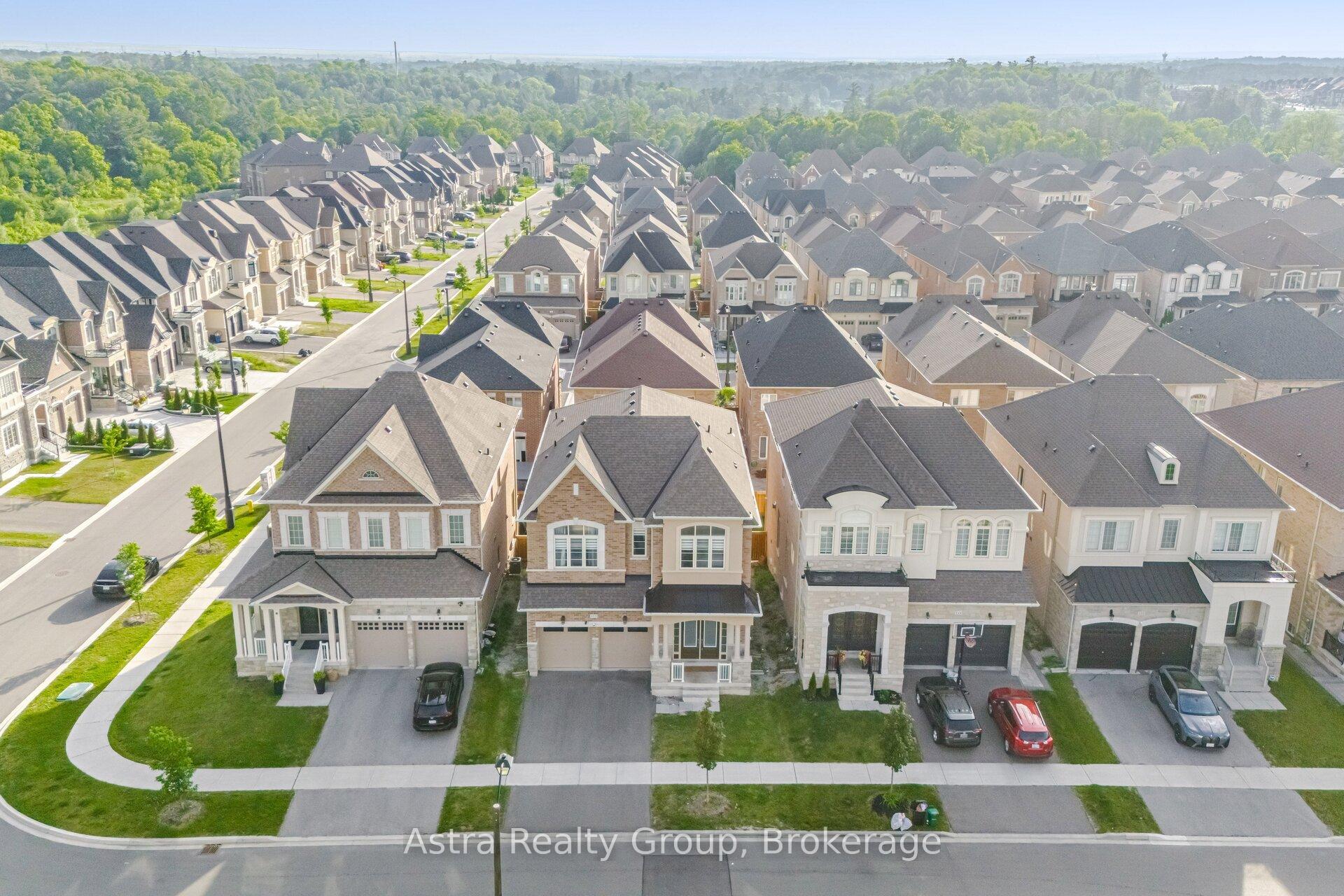 152 Stormont Trail, Vaughan, ON L4H 4P5