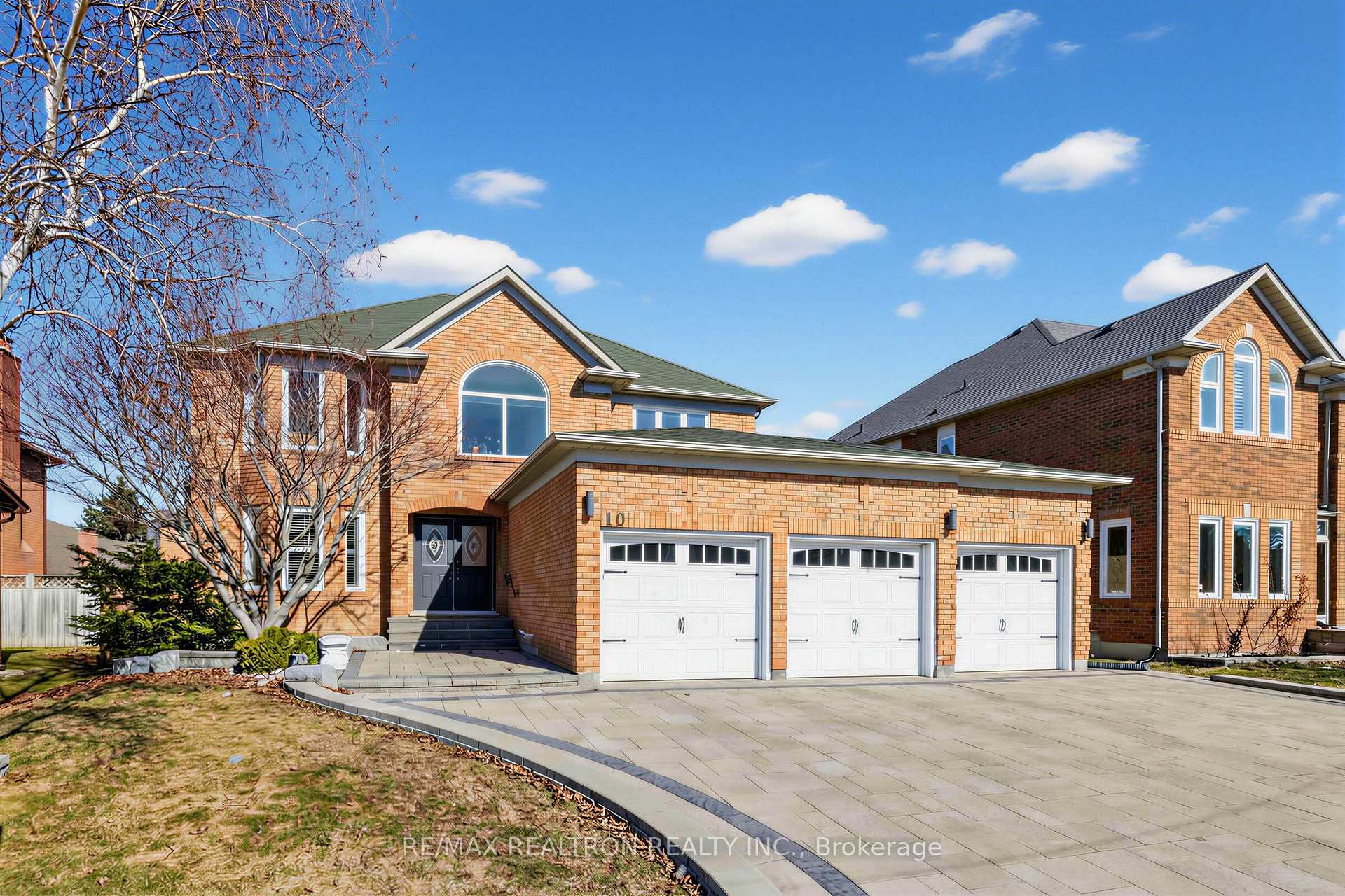 10 MACRILL Road, Markham, ON L6C 1S2