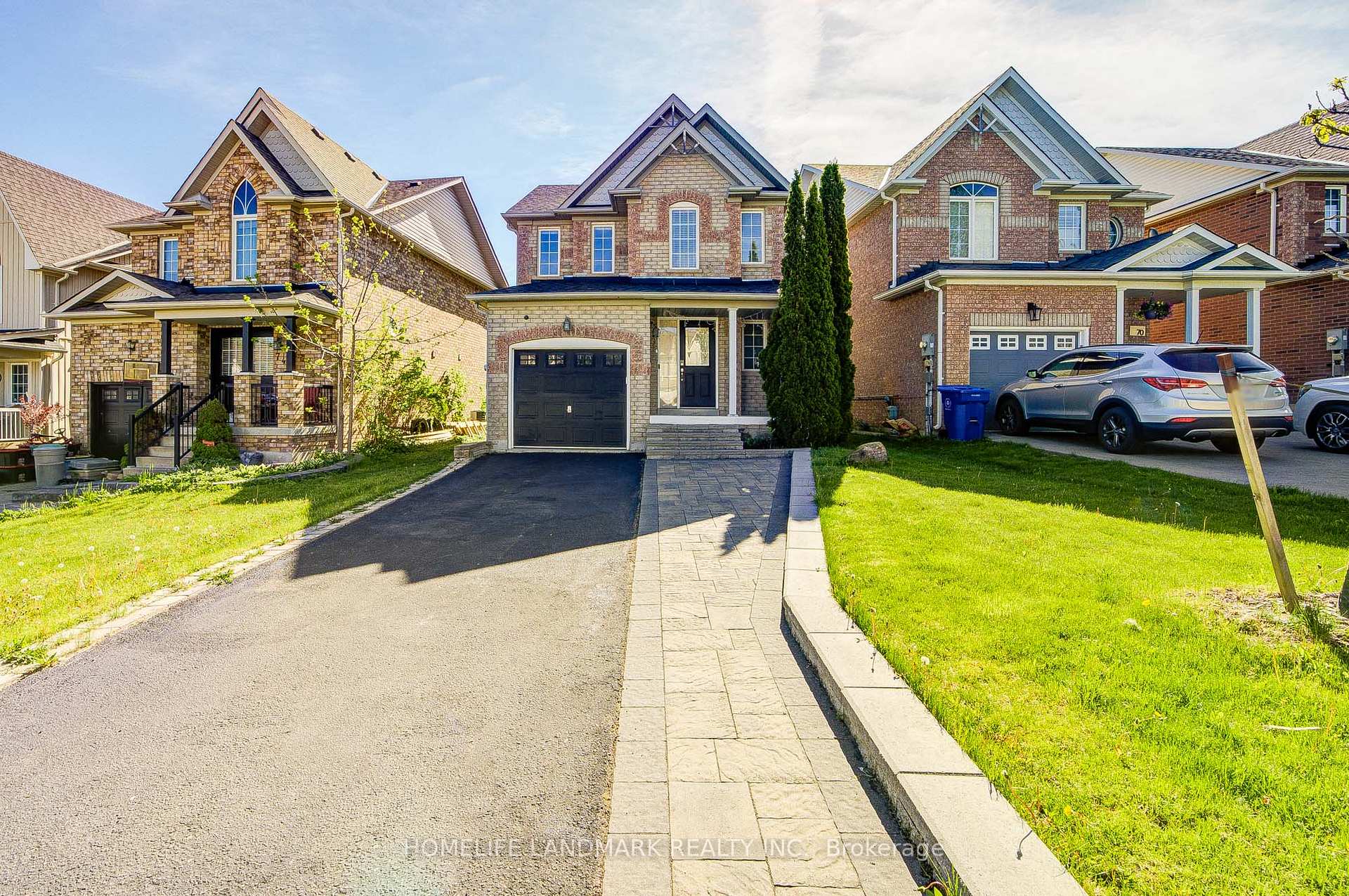 72 Margaret Graham Crescent, East Gwillimbury, ON L0G 1M0