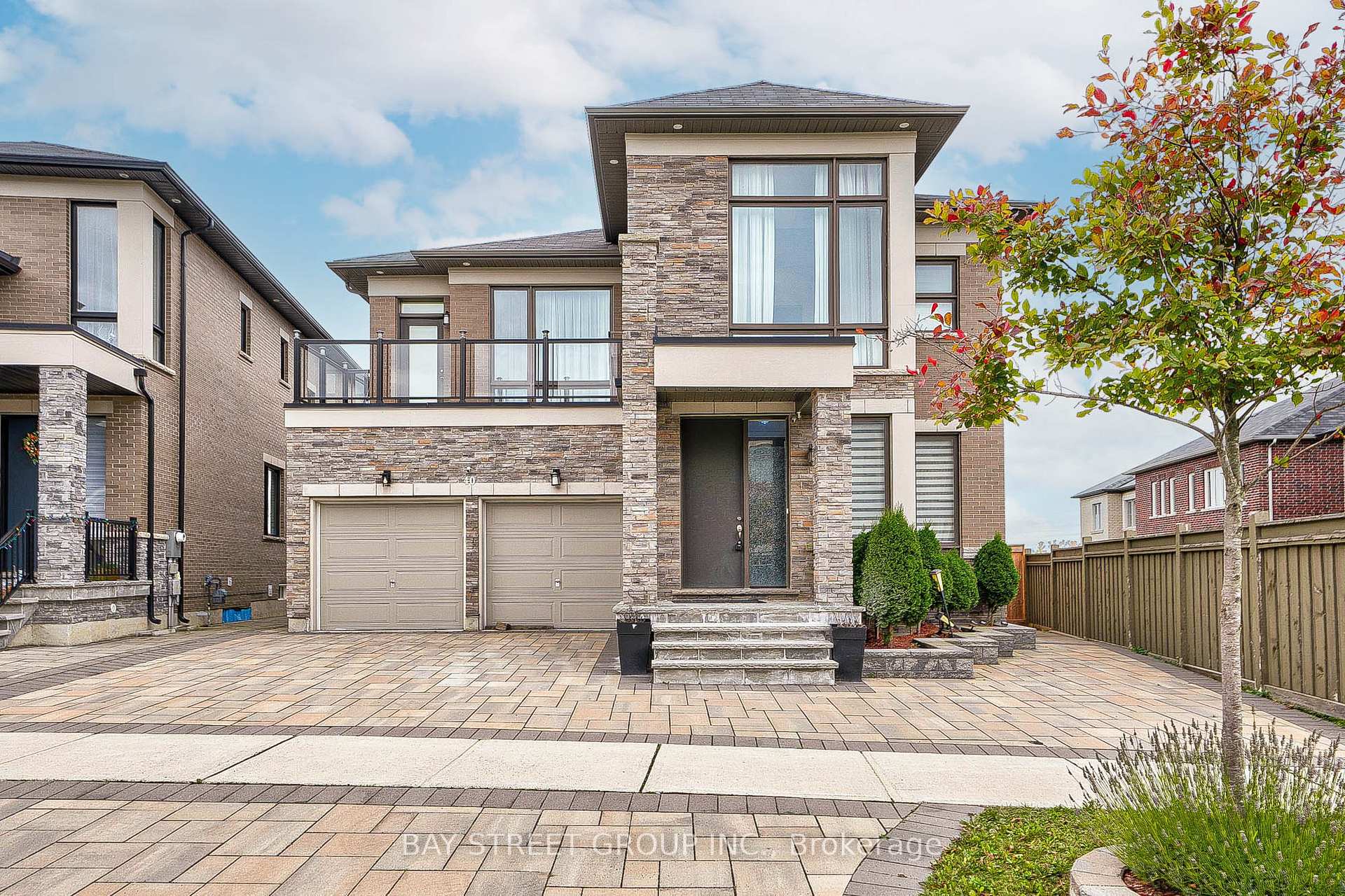 40 Conklin Crescent, Aurora, ON L4G 0Z2