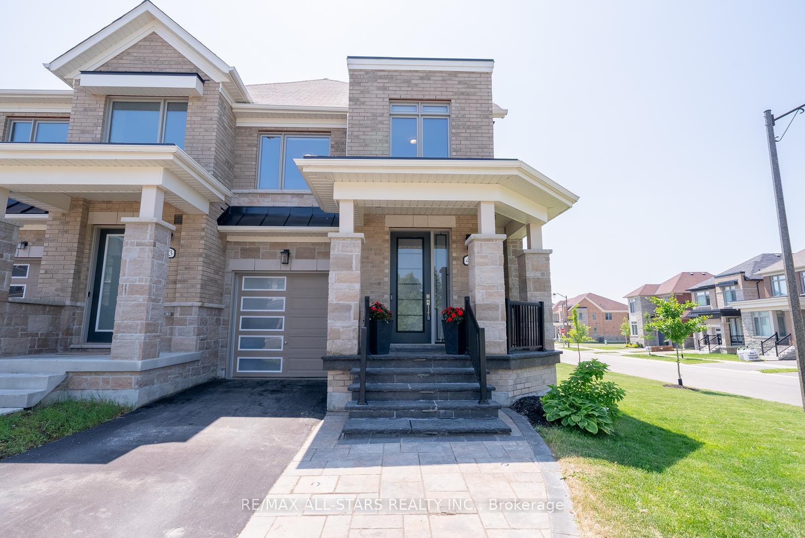 41 Seedling Crescent, Whitchurch-Stouffville, ON L4A 4V5