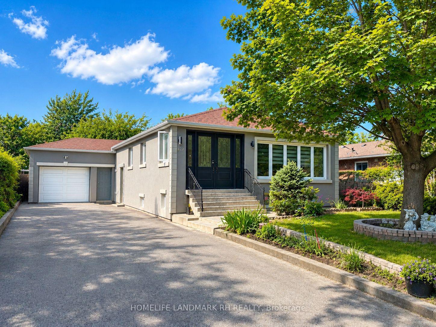 321 Skopit Road, Richmond Hill, ON L4C 2Y9