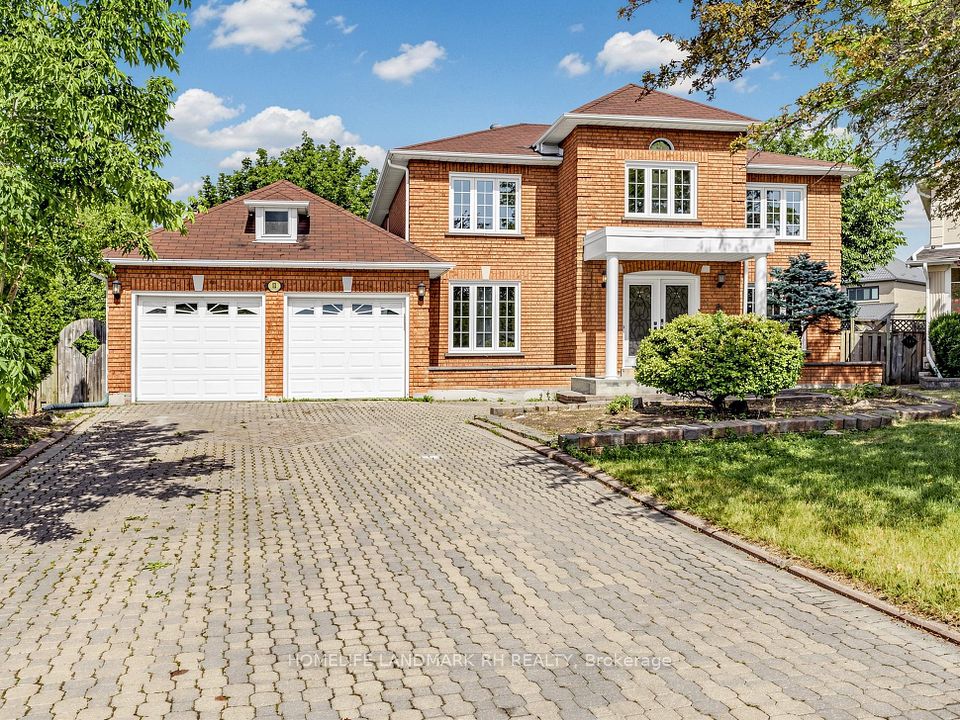 12 Doulton Court, Markham, ON L3R 8N8