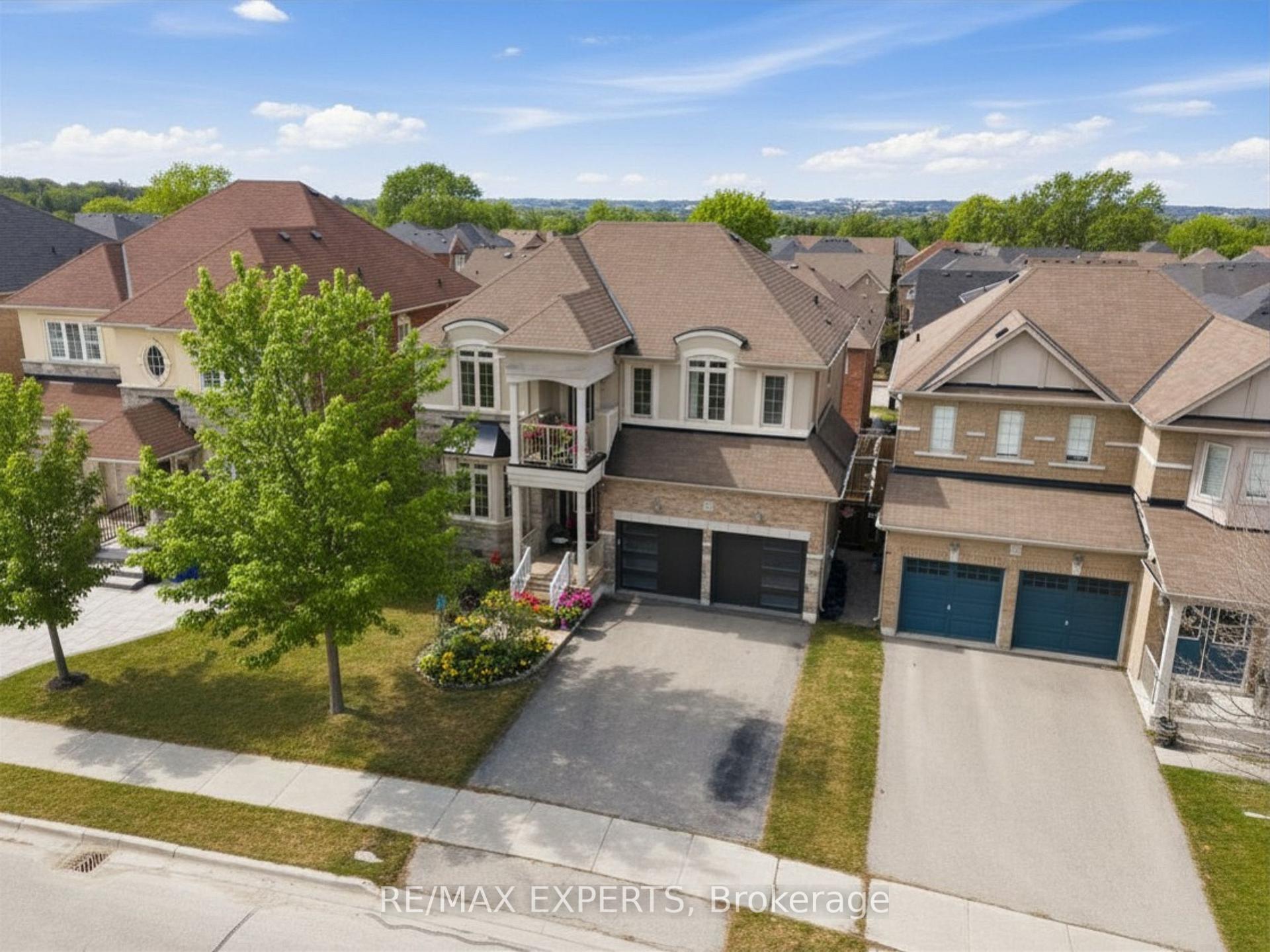 847 Memorial Circle, Newmarket, ON L3X 0B3