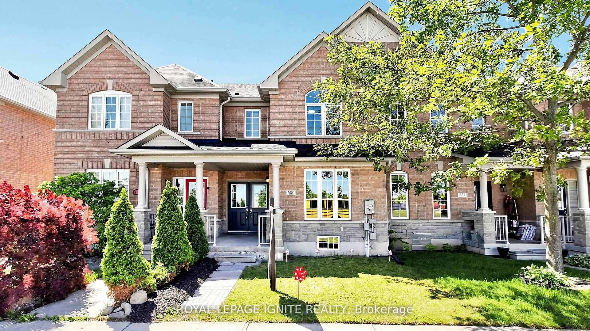 550 Hoover Park Drive, Whitchurch-Stouffville, ON L4A 0S8