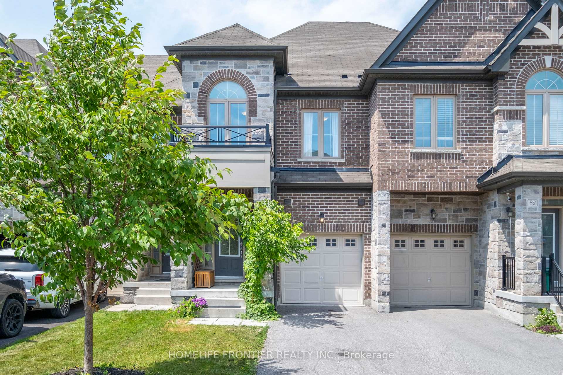80 Walter Proctor Road, East Gwillimbury, ON L9N 0L6