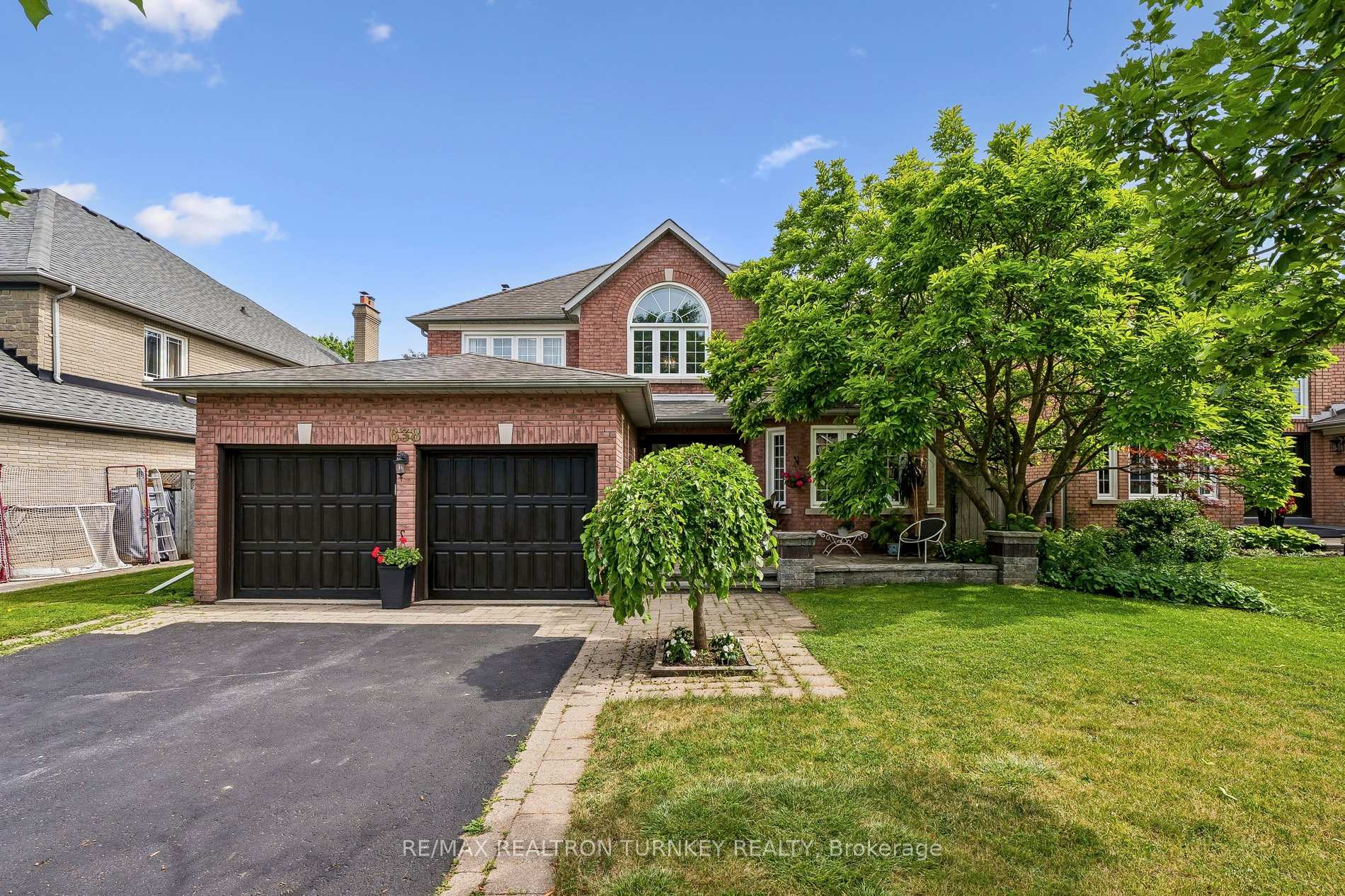 638 Gagnon Place, Newmarket, ON L3X 1V8