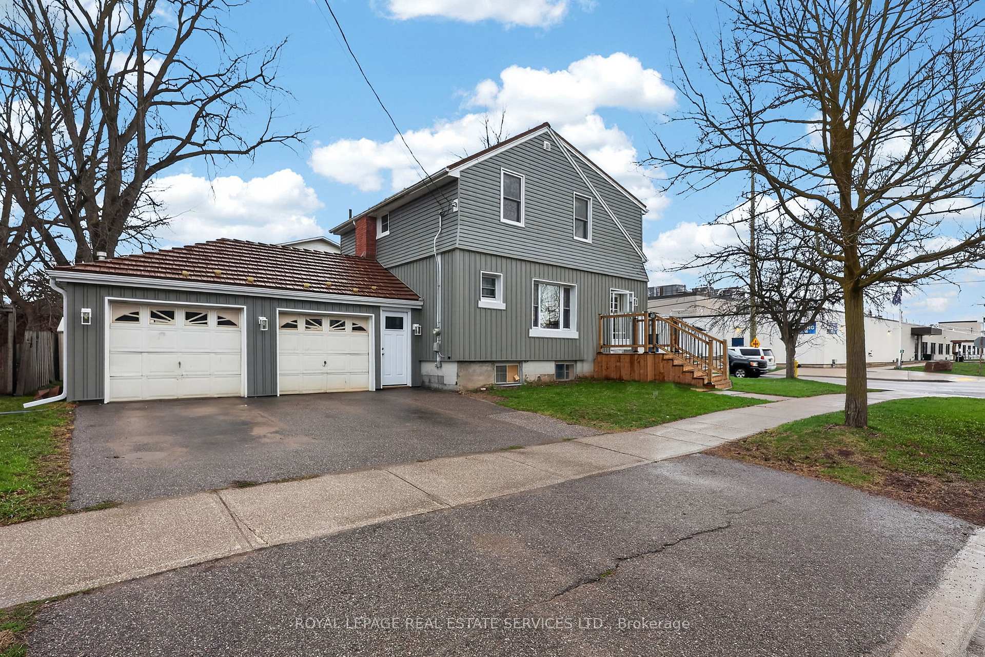 71 Centre Street S, New Tecumseth, ON L9R 1J4