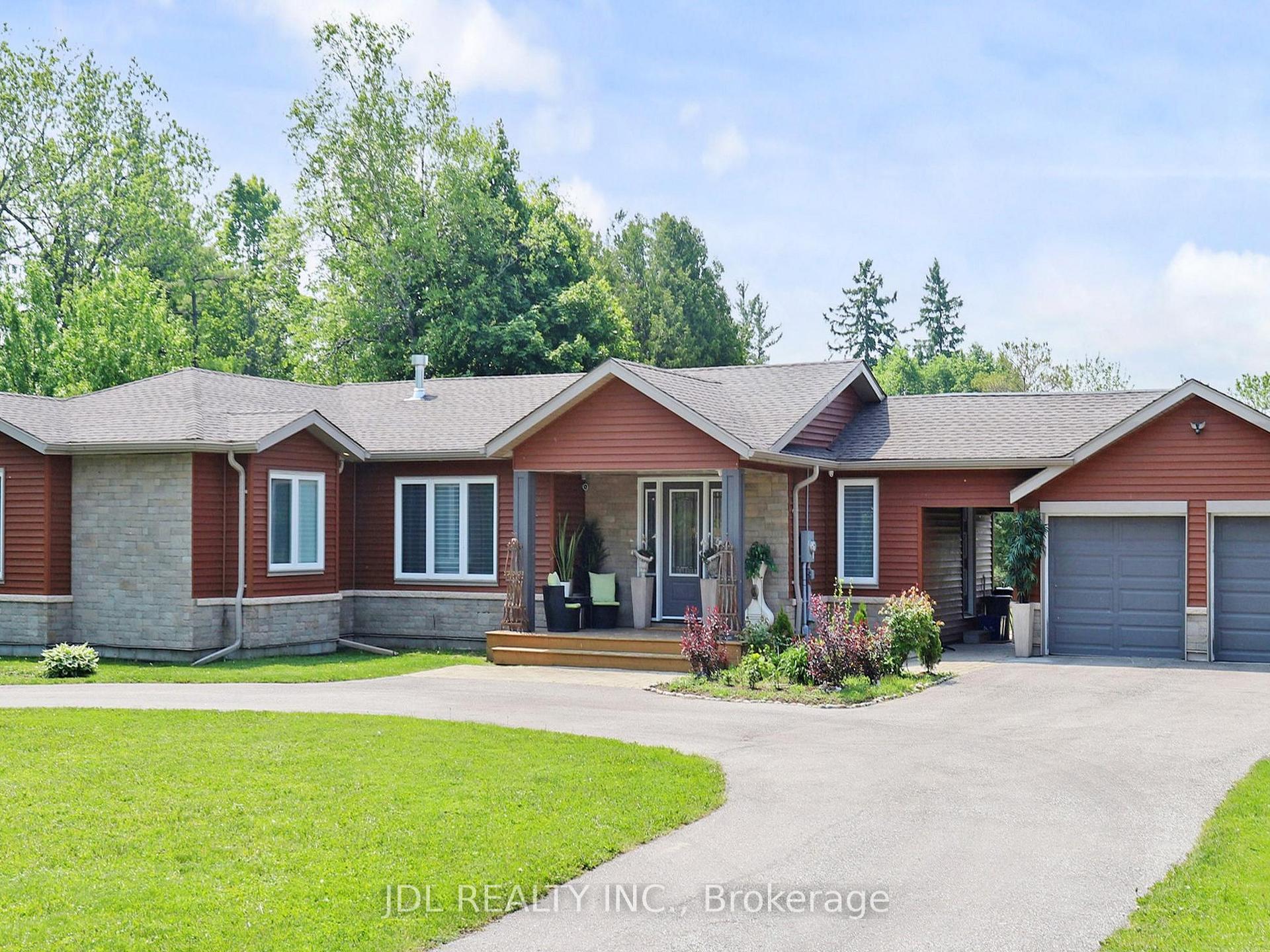 11 Hedge Road, Georgina, ON L0E 1R0