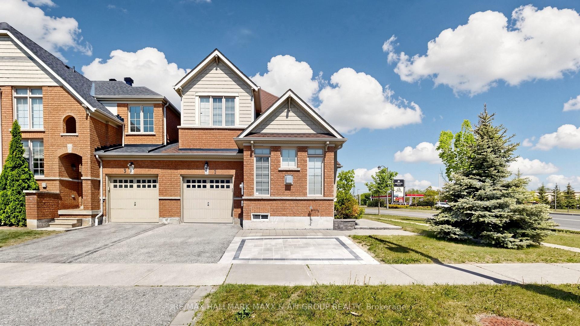 1 Vandervoort Drive, Richmond Hill, ON L4E 0C6