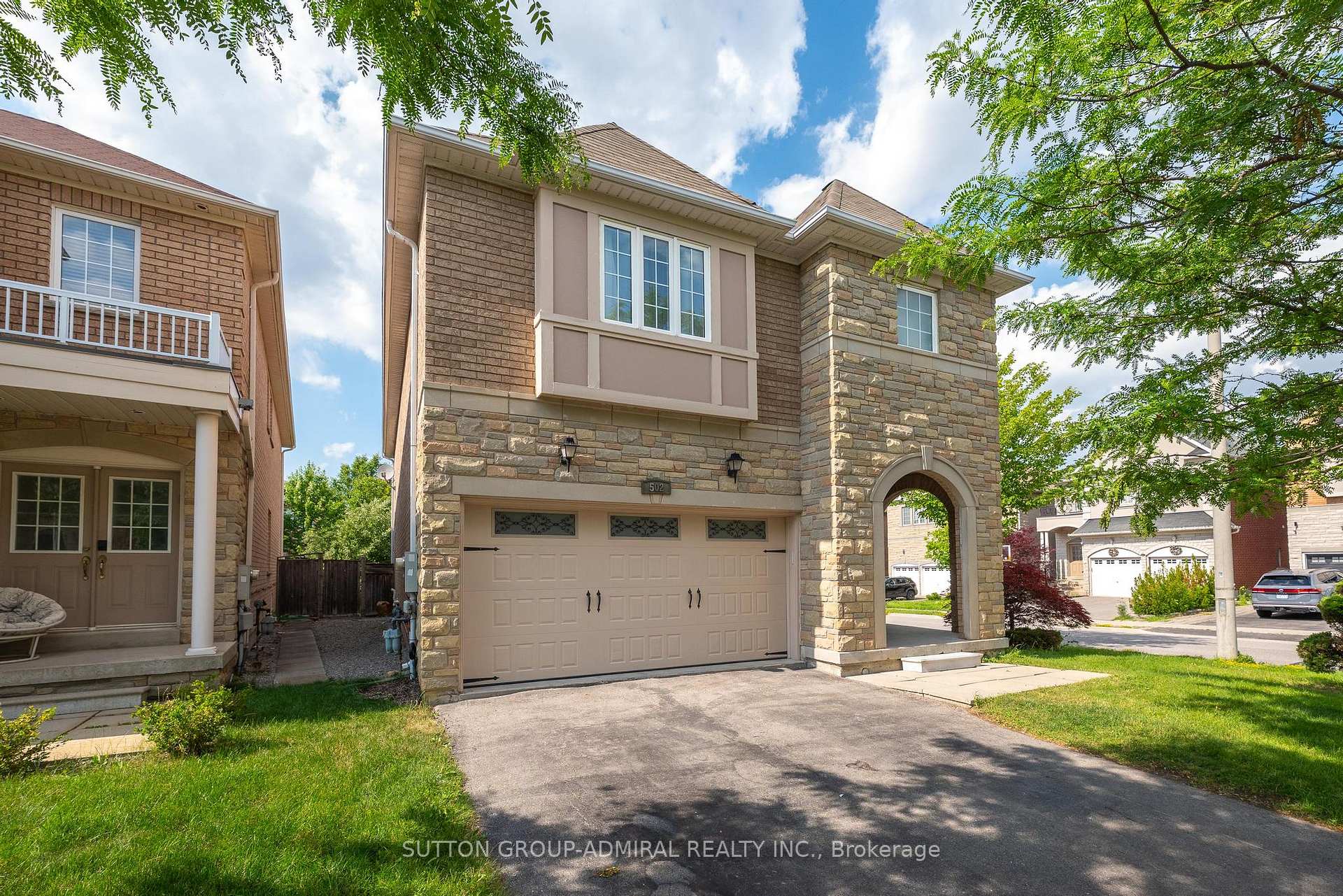502 Apple Blossom Drive, Vaughan, ON L4J 9A3