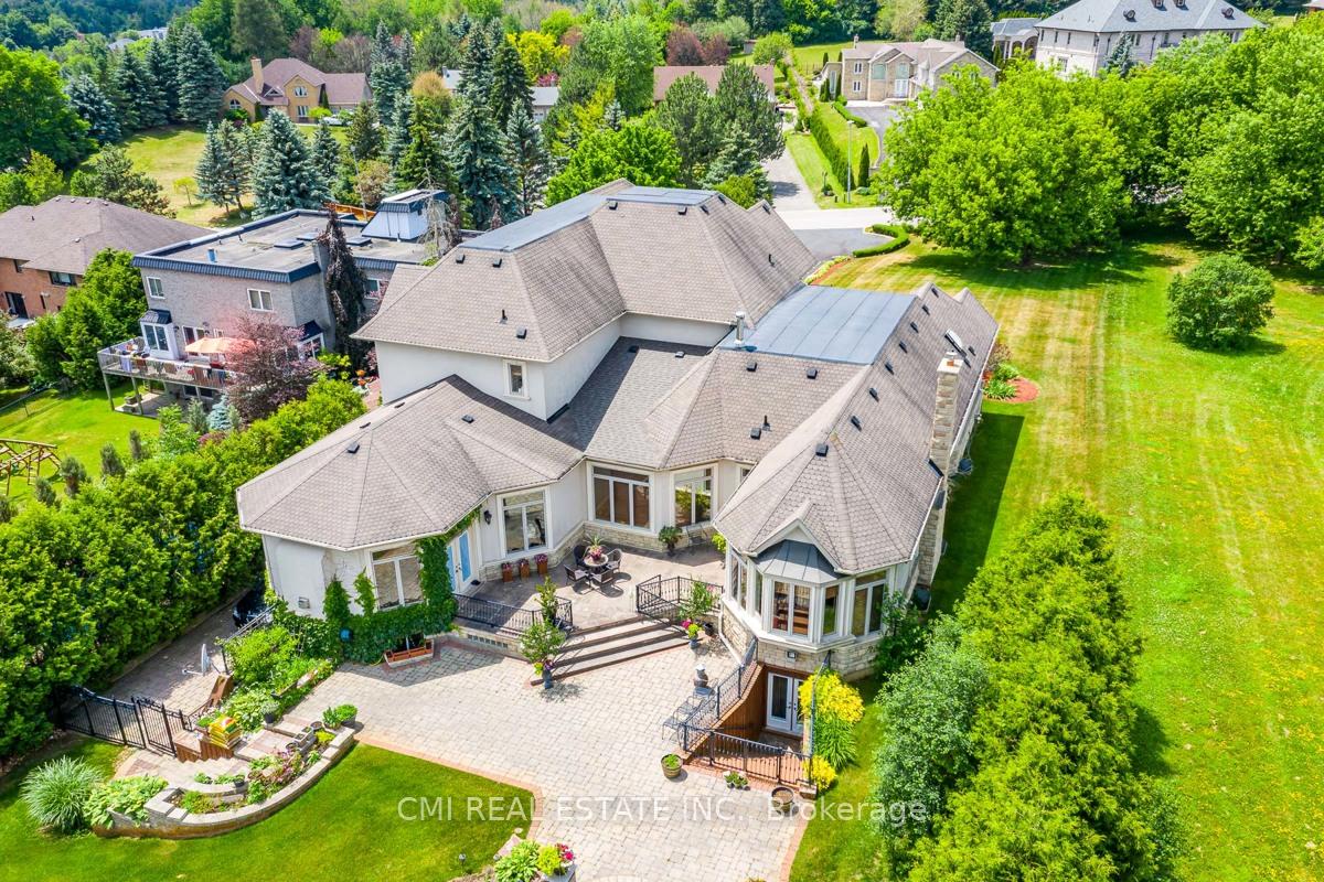 776 Woodland Acres Crescent, Vaughan, ON L6A 1G2