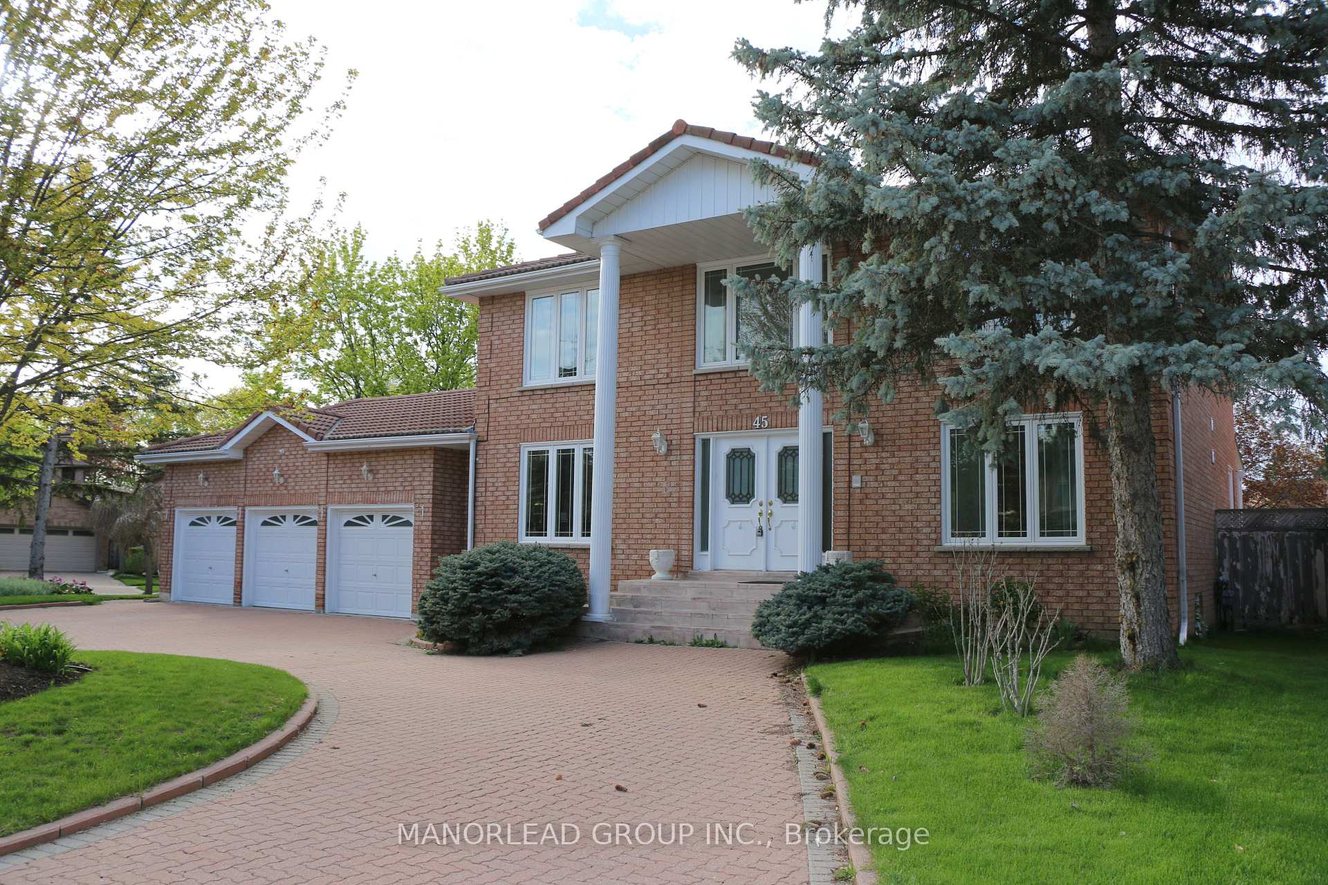 45 Aitken Circle, Markham, ON L3R 7L3