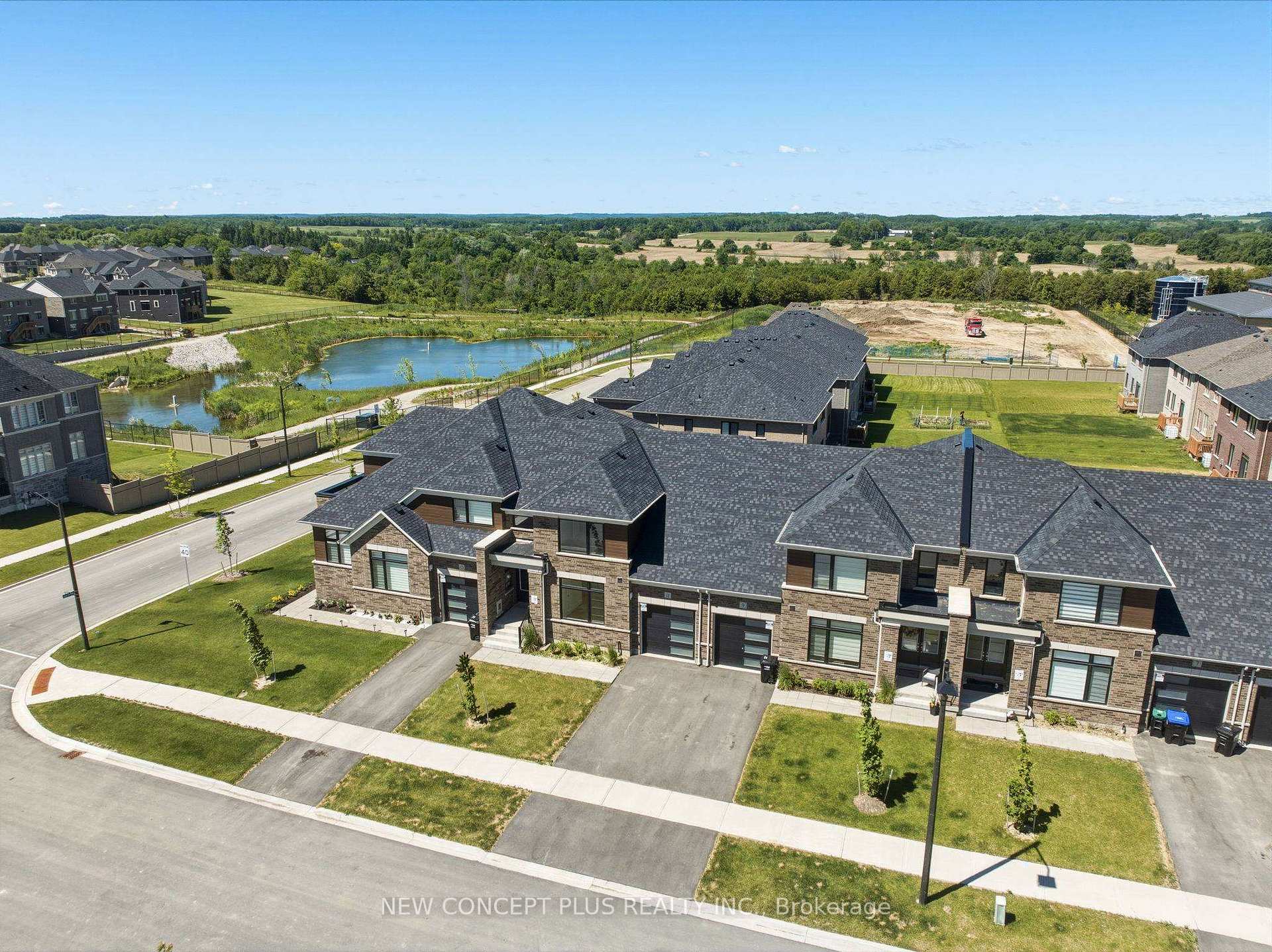 11 Bayberry Drive, Adjala-Tosorontio, ON L0G 1W0