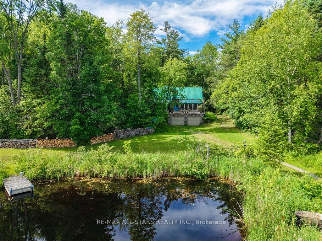 9388 Ravenshoe Road, Georgina, ON L9P 1R2