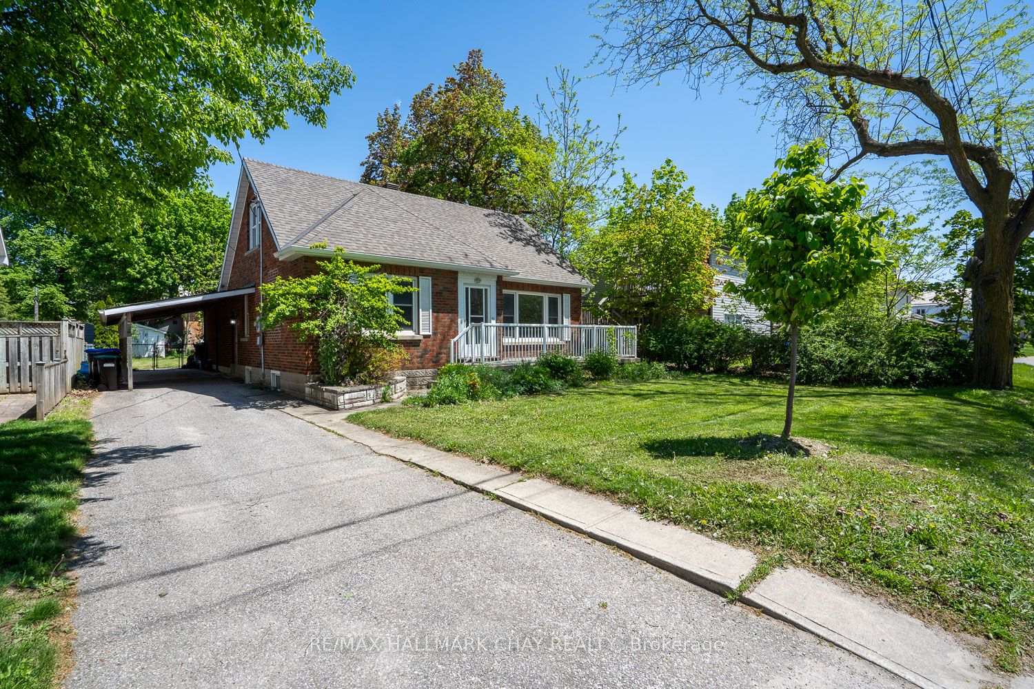 43 Church Street S, New Tecumseth, ON L9R 1G9