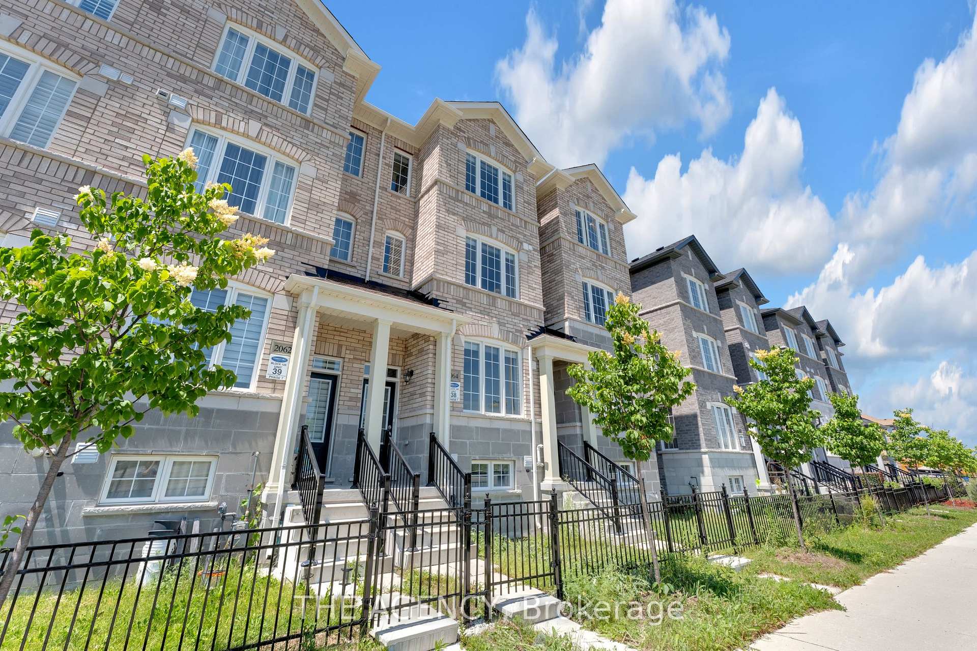 2064 Donald Cousens Parkway, Markham, ON L6B 0Z3