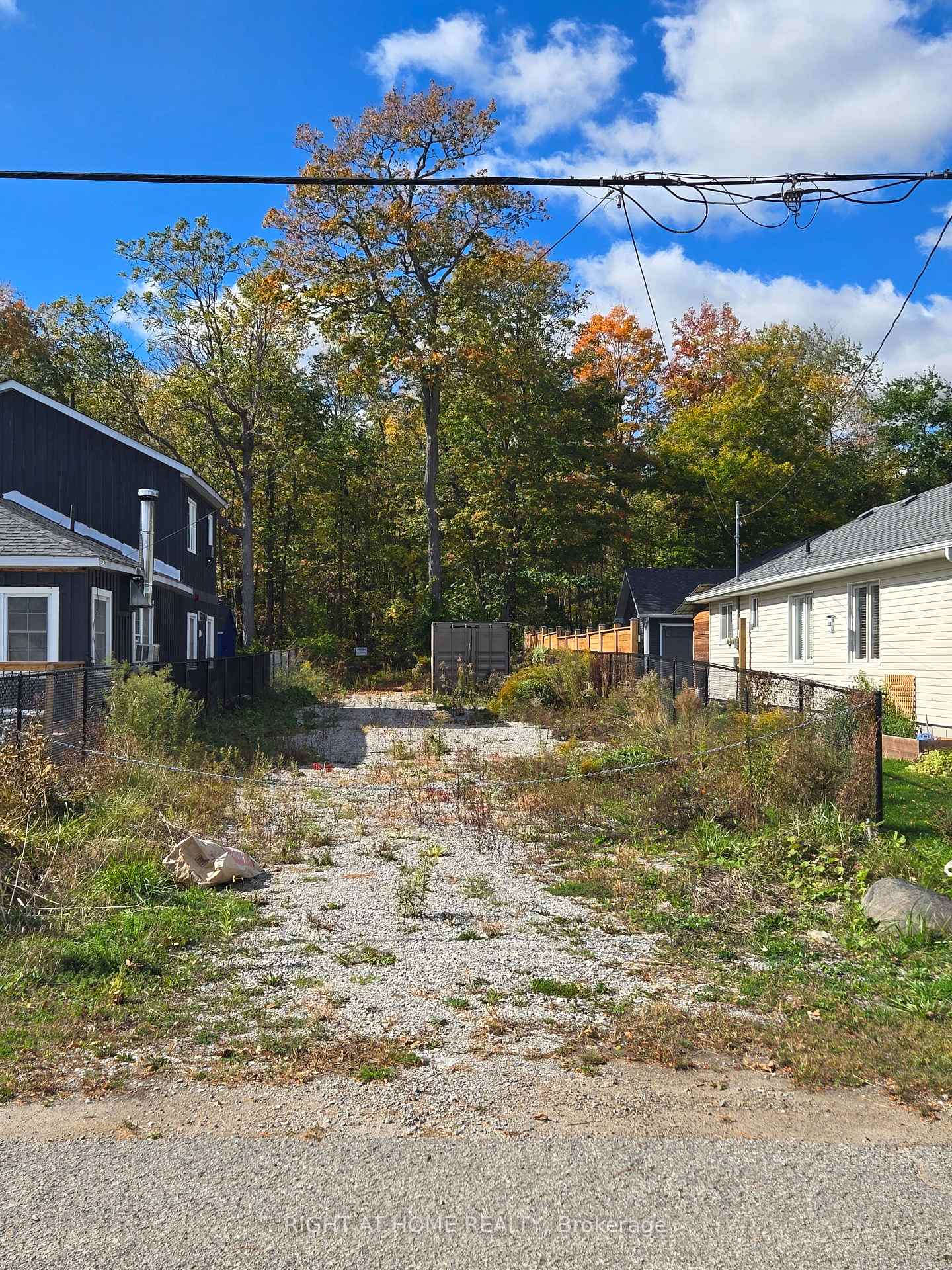 414 Limerick Street, Innisfil, ON L0L 1K0