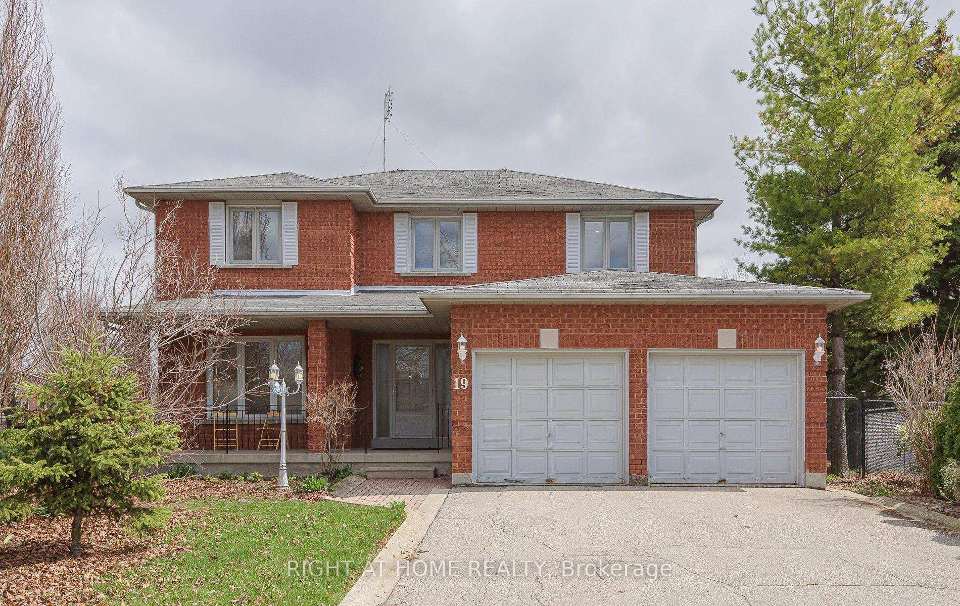 19 Western Skies Court, Vaughan, ON L4L 8B6