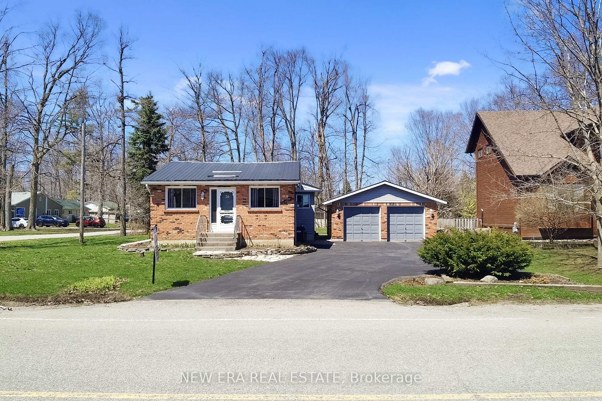 26 Big Bay Point Road, Innisfil, ON L9S 2N9