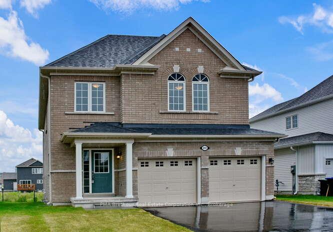 241 Mckenzie Drive, Clearview, ON L0M 1S0