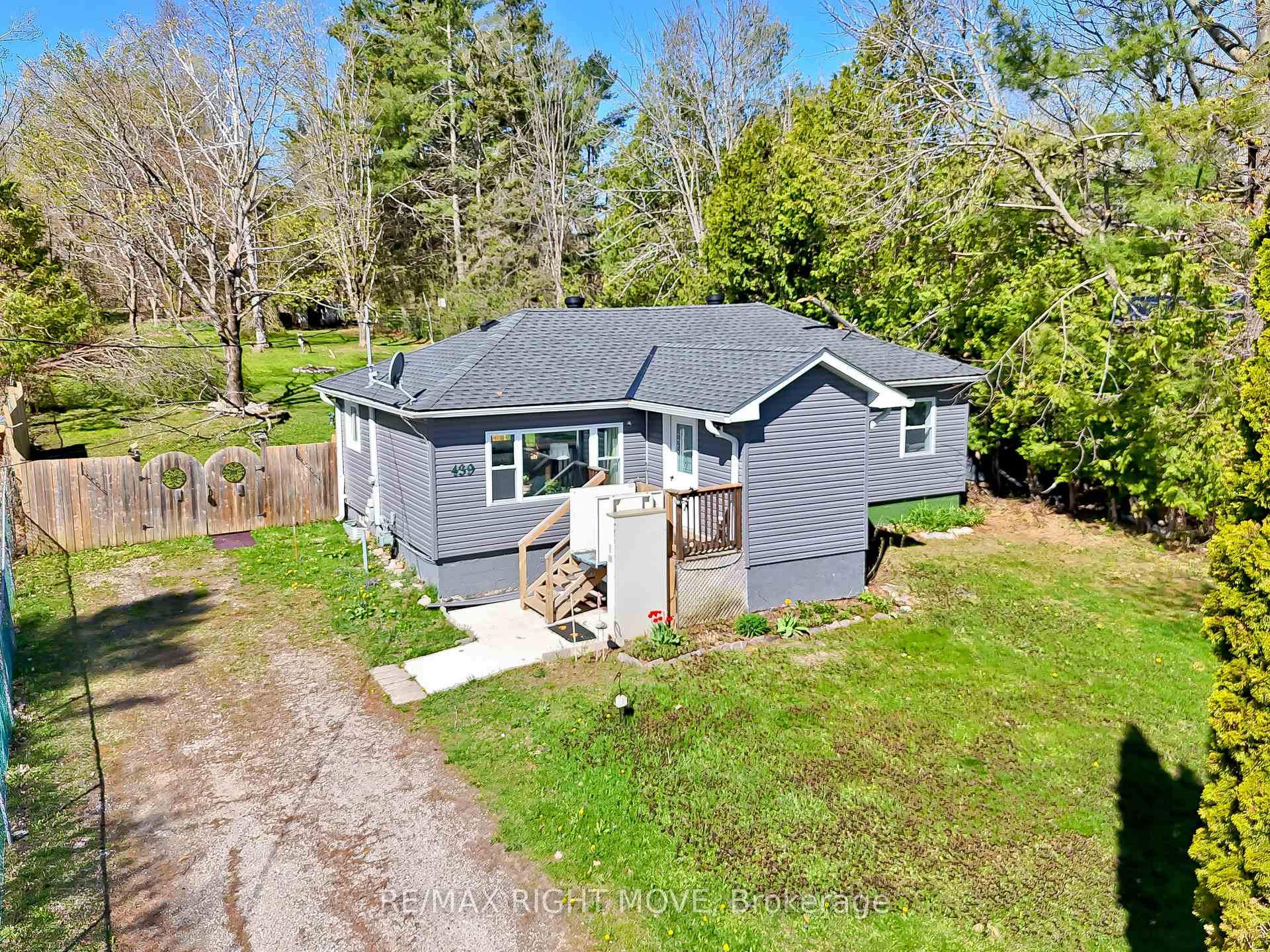 439 Sundial Drive, Orillia, ON L3V 4A7