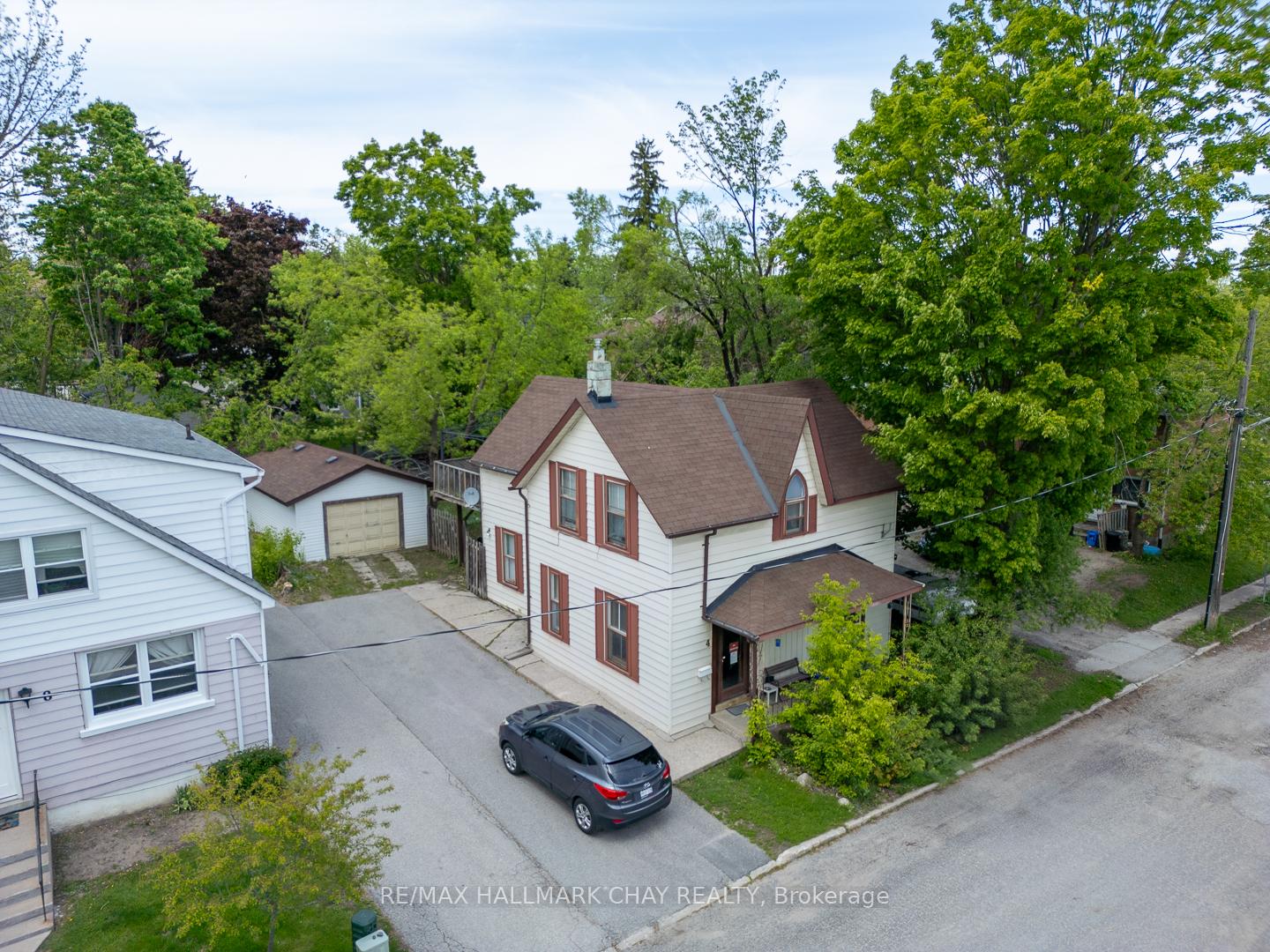 4 East Street, Barrie, ON L4M 2N4