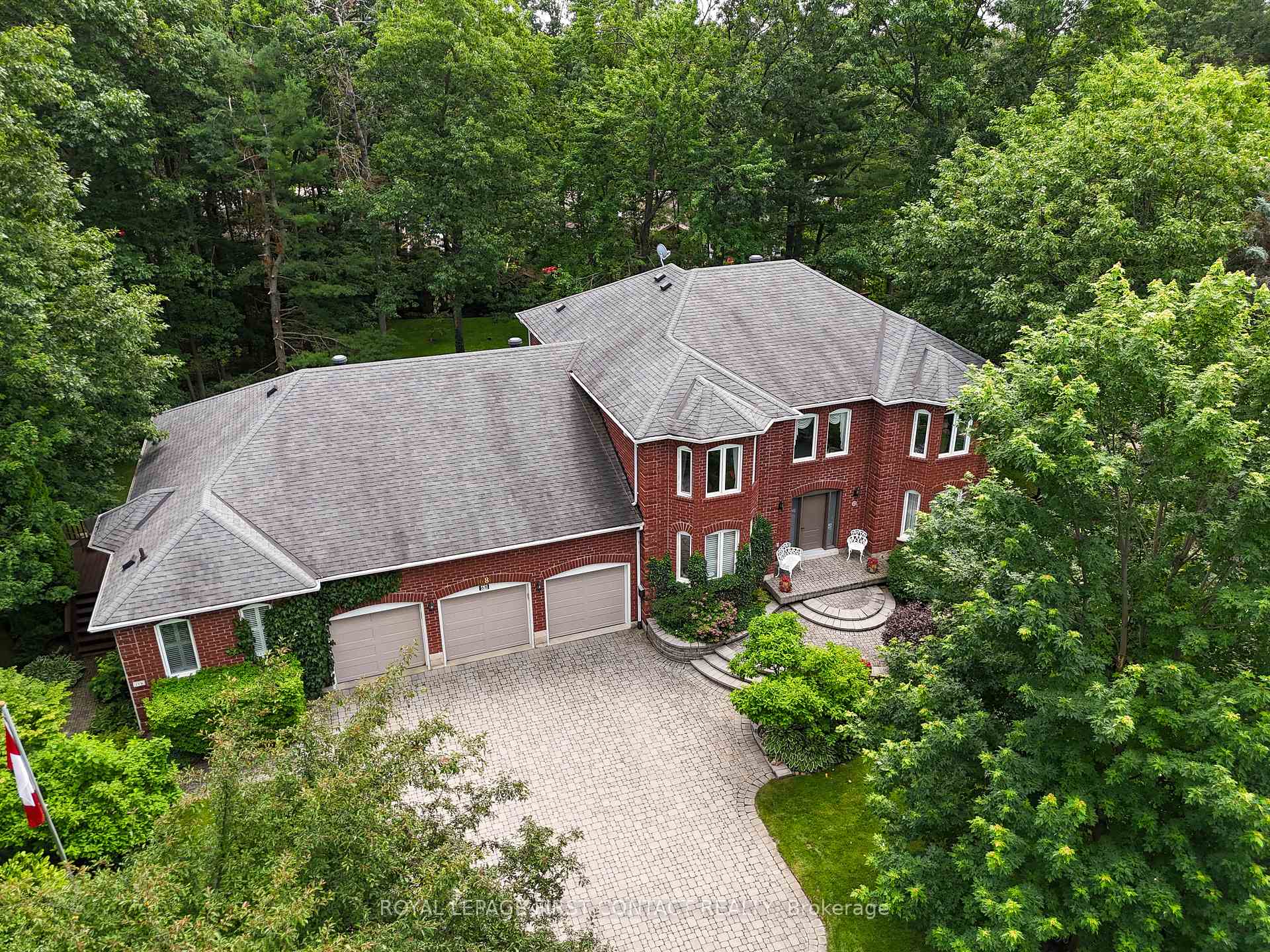 68 Alana Drive, Springwater, ON L4N 7K8