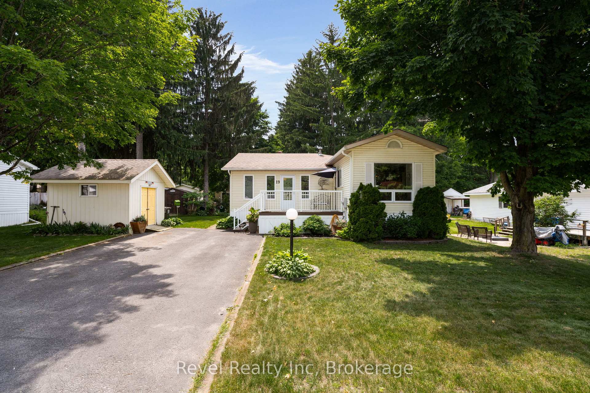 5411 Elliott Side Road 19, Tay, ON L4R 4K3