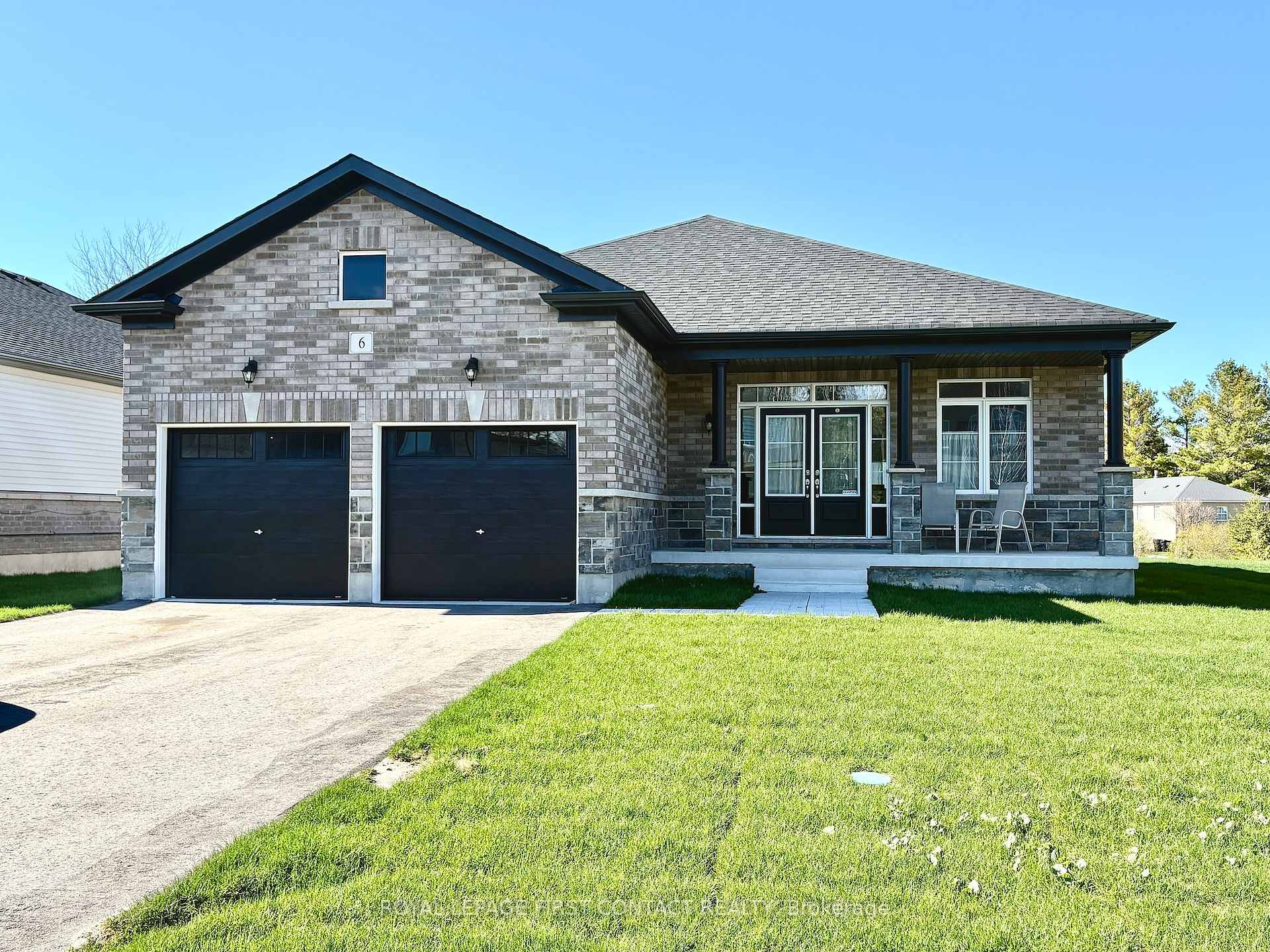 6 Misty Ridge Road, Wasaga Beach, ON L9Z 0R8