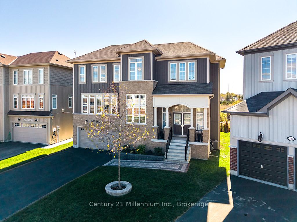 204 Lia Drive, Clearview, ON L0M 1S0