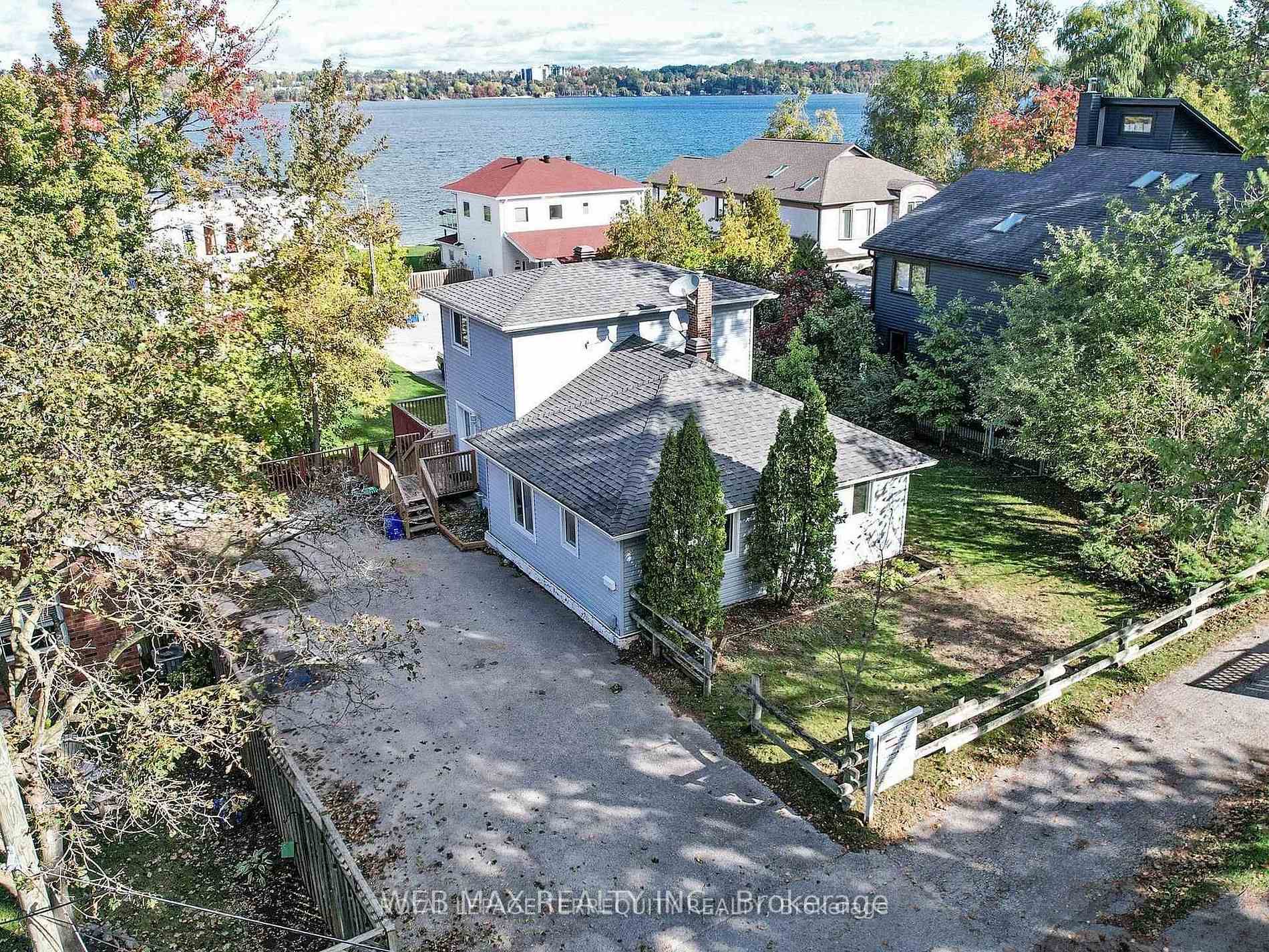 40 Brennan Avenue, Barrie, ON L4N 3X3