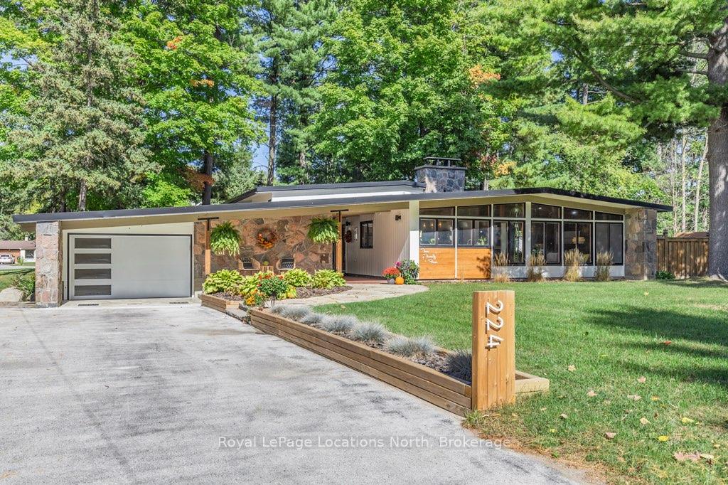 224 Mccrea Drive, Clearview, ON L0M 1S0
