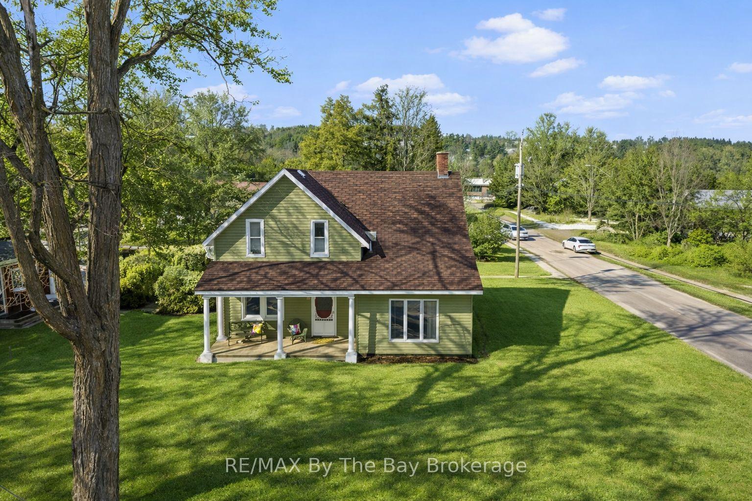 10 Wellington Street E, Clearview, ON L0M 1G0