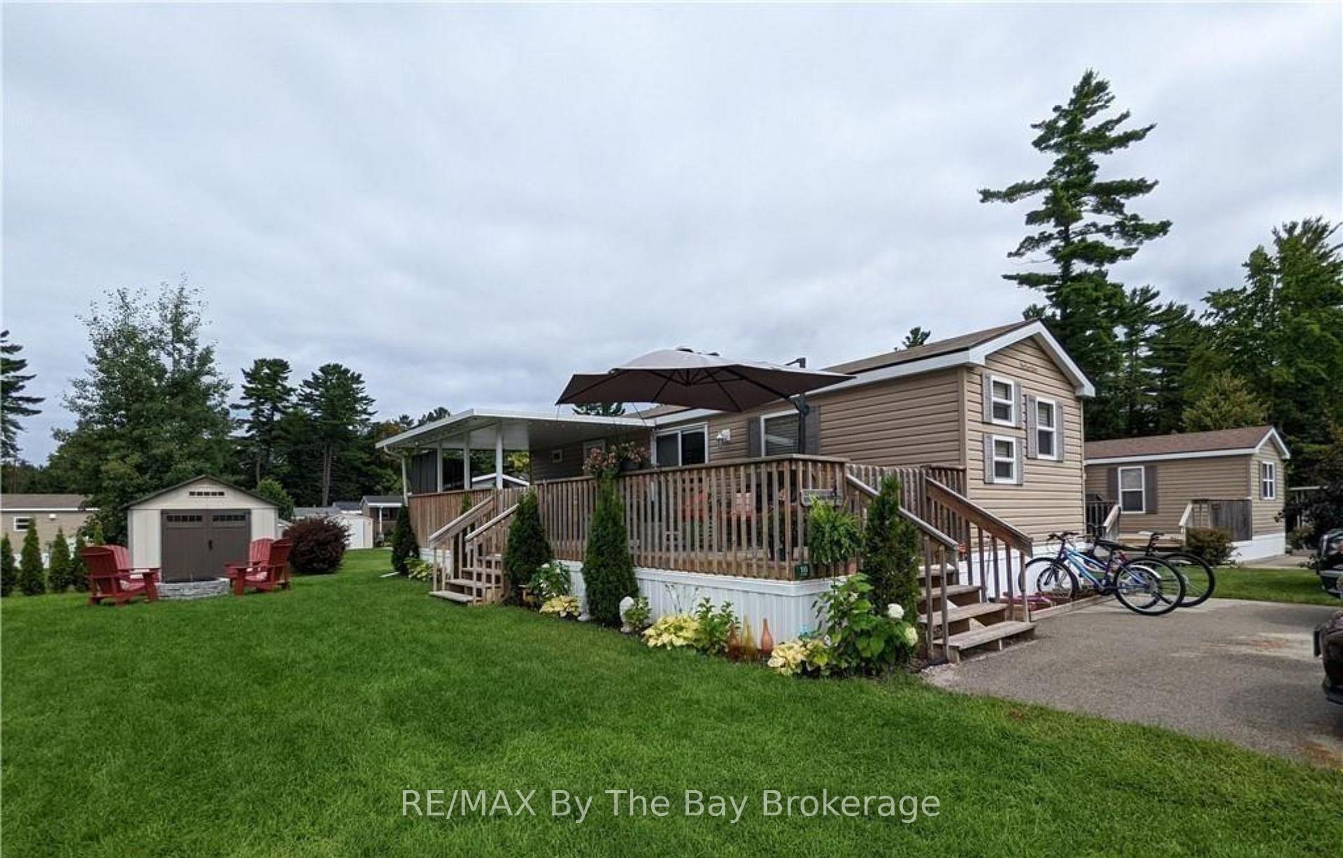 16 KENORA Trail, Wasaga Beach, ON L9Z 1X7