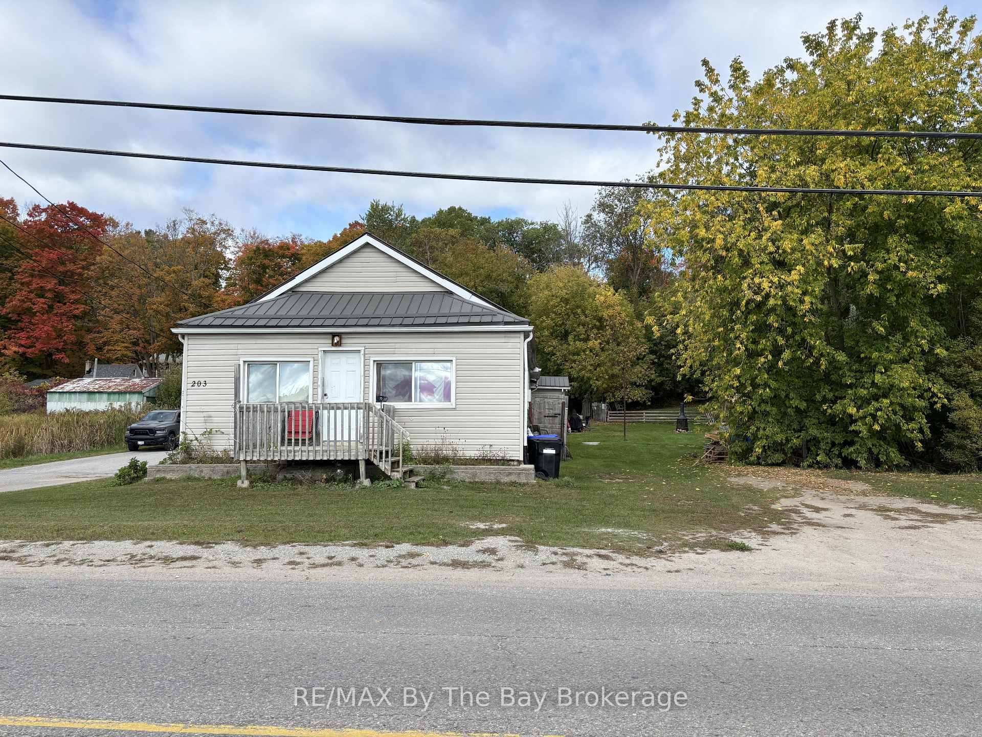 203 Gianetto Drive, Midland, ON L4R 5J4