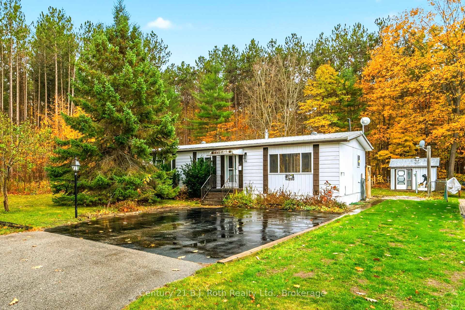 5263 Elliott Side Road 36, Tay, ON L4R 4K3