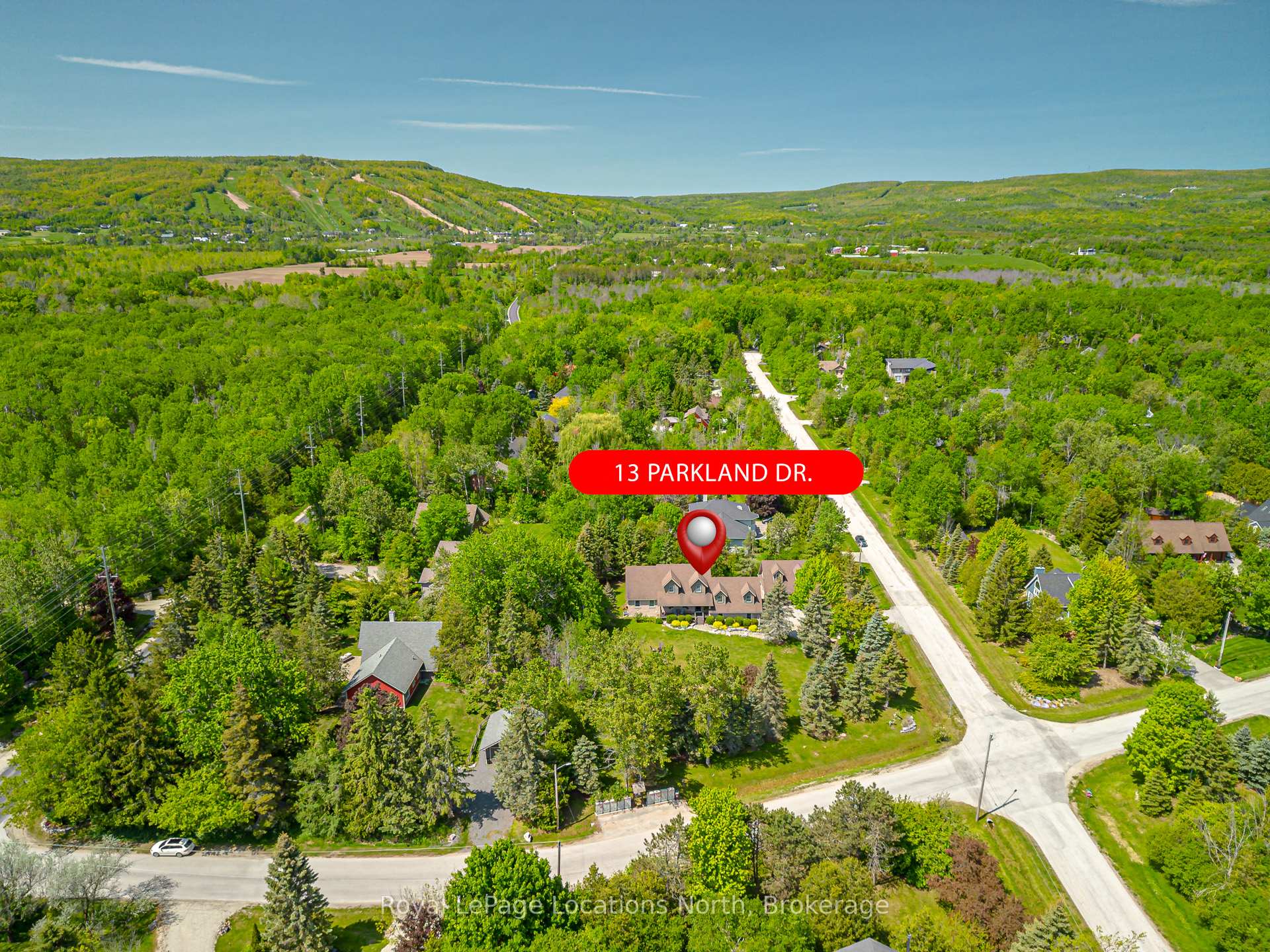13 Parkland Drive, Clearview, ON L9Y 3Y9