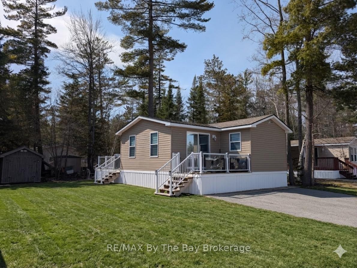 42 TEMAGAMI Trail, Wasaga Beach, ON L9Z 1X7