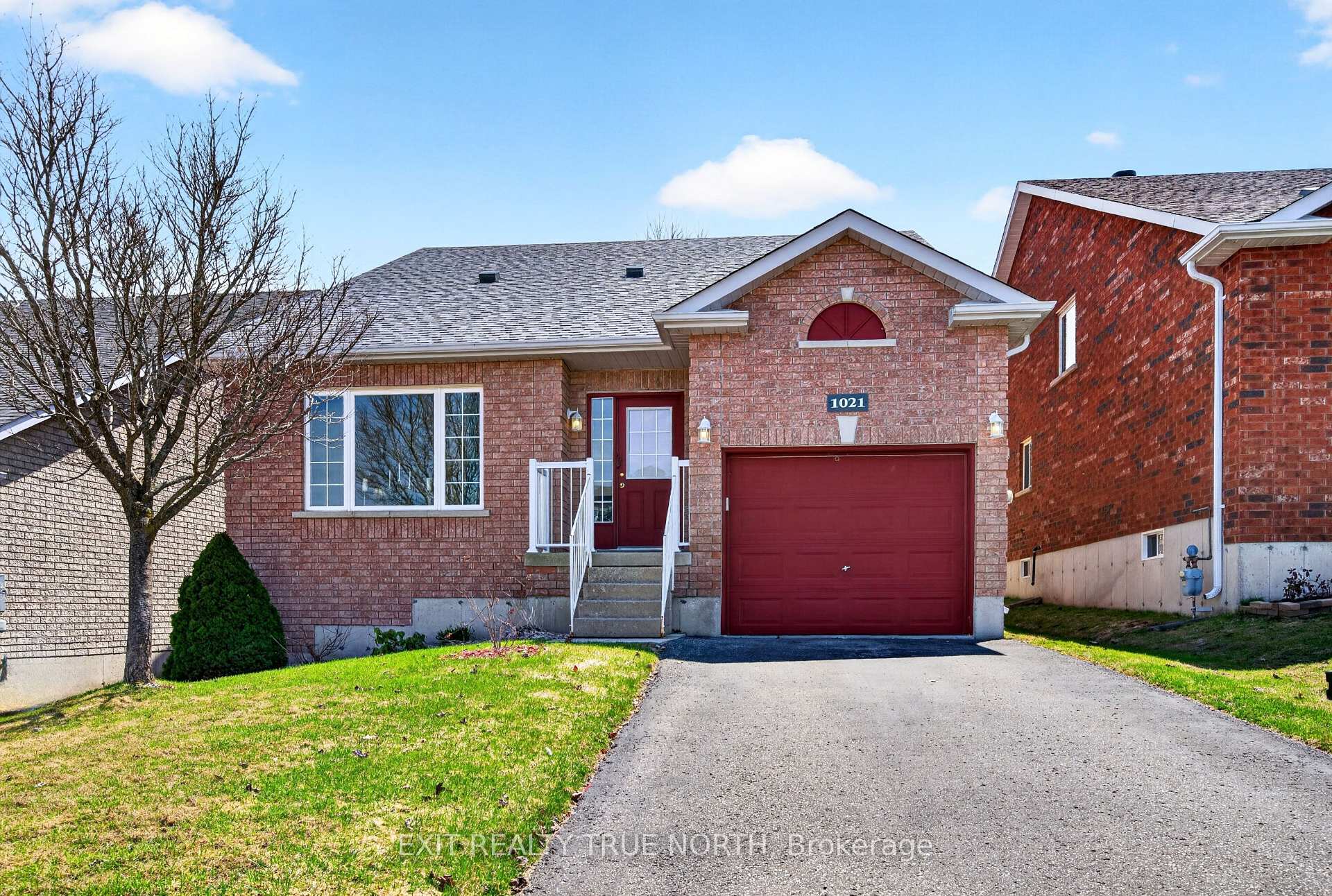 1021 Whitney Crescent, Midland, ON L4R 5N3