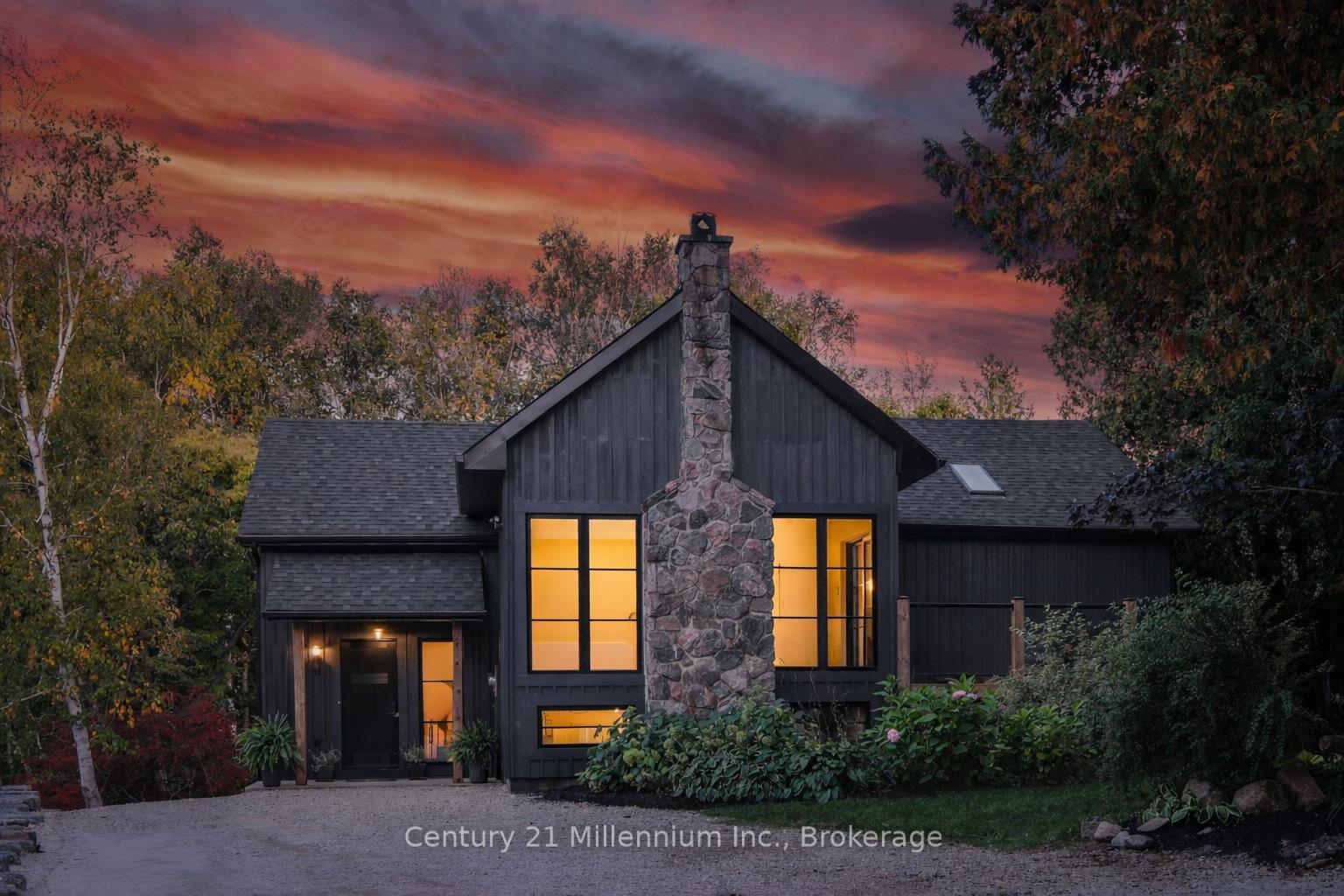33 Slalom Gate Road, Collingwood, ON L9Y 5A9