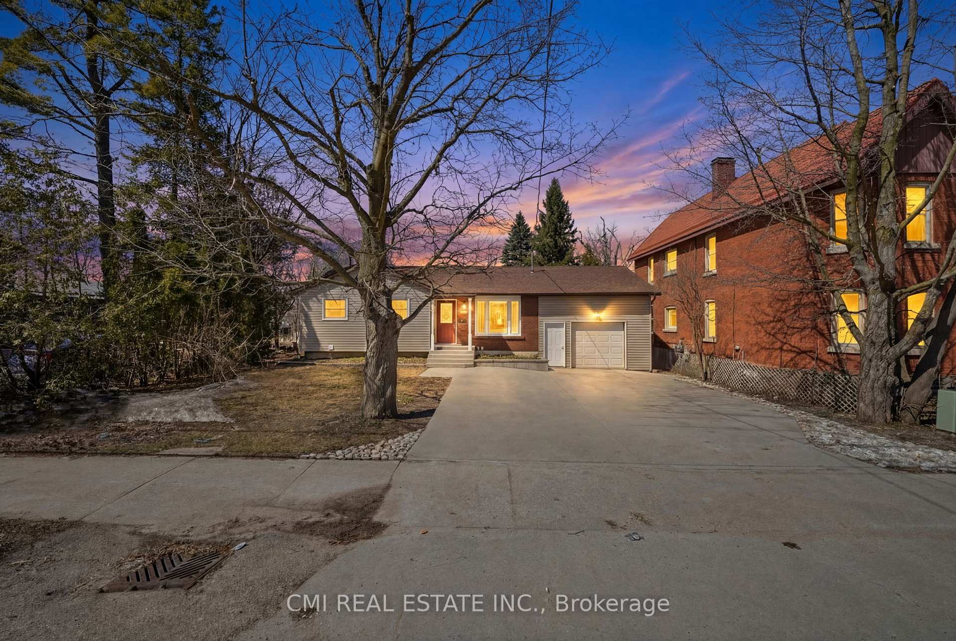 268 Mississaga Street W, Orillia, ON L3V 3B8